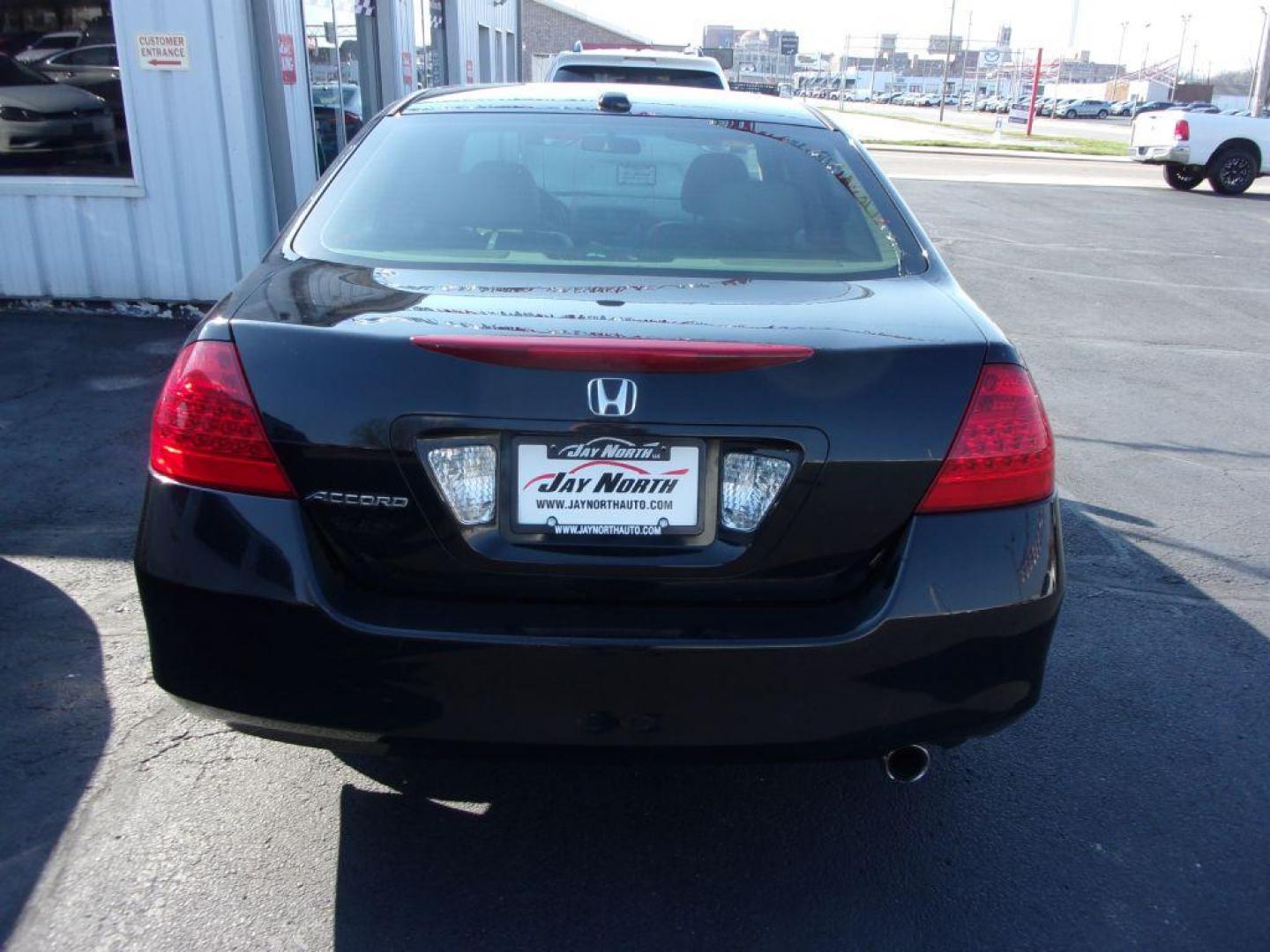 2007 BLACK HONDA ACCORD EX (1HGCM56847A) with an 2.4L engine, Automatic transmission, located at 501 E. Columbia St., Springfield, OH, 45503, (800) 262-7122, 39.925262, -83.801796 - Photo#6