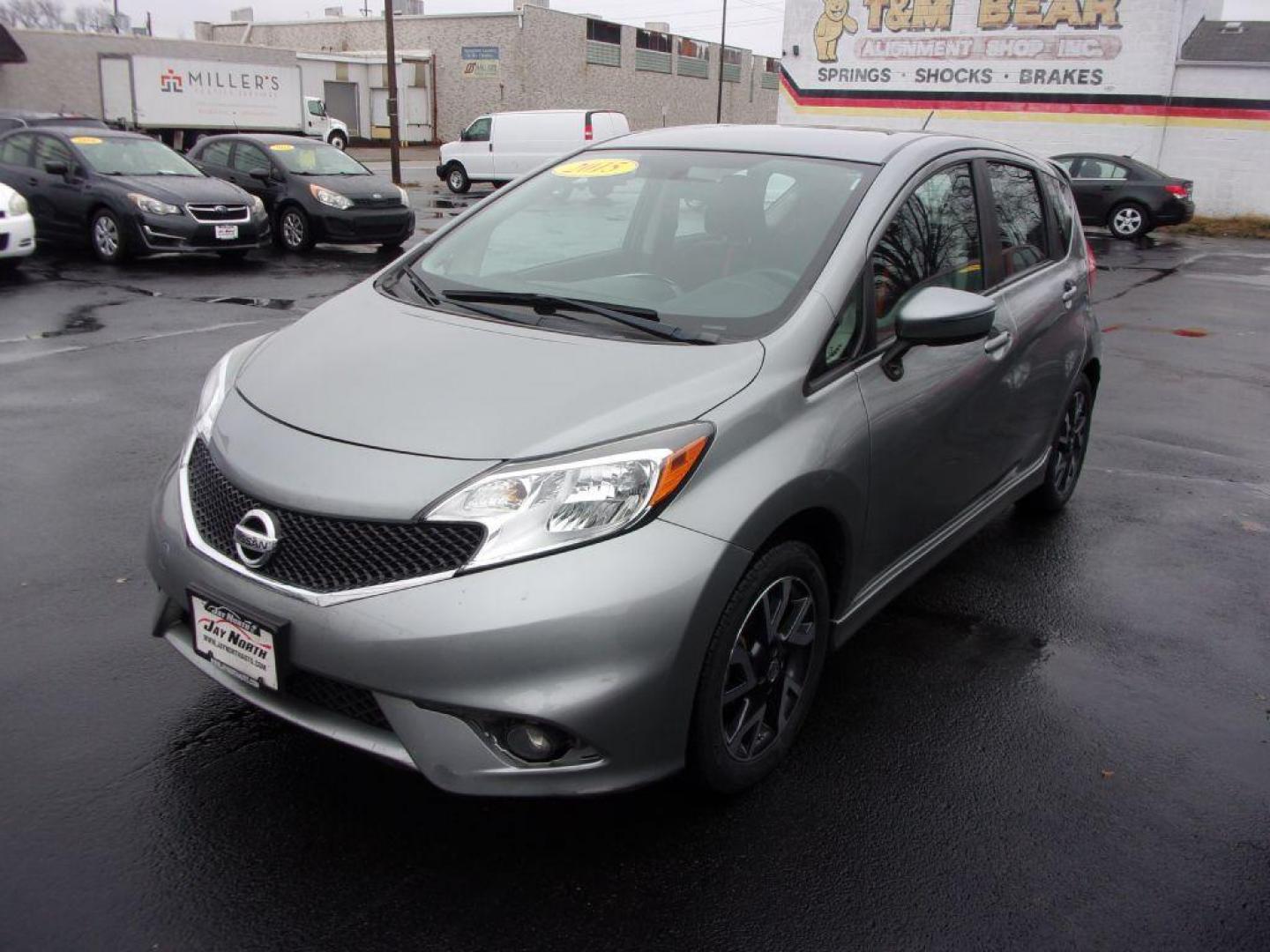 2015 GRAY NISSAN VERSA NOTE SR (3N1CE2CP9FL) with an 1.6L engine, Continuously Variable transmission, located at 501 E. Columbia St., Springfield, OH, 45503, (800) 262-7122, 39.925262, -83.801796 - Photo#3