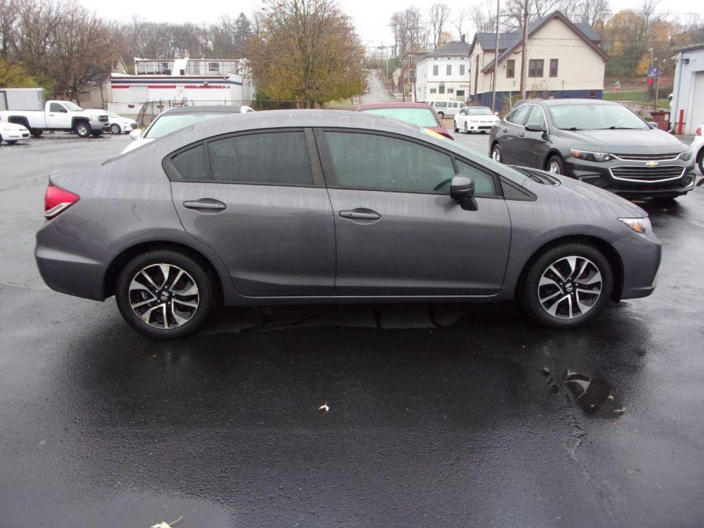 2015 GRAY HONDA CIVIC EX (19XFB2F81FE) with an 1.8L engine, Continuously Variable transmission, located at 501 E. Columbia St., Springfield, OH, 45503, (800) 262-7122, 39.925262, -83.801796 - Photo#0