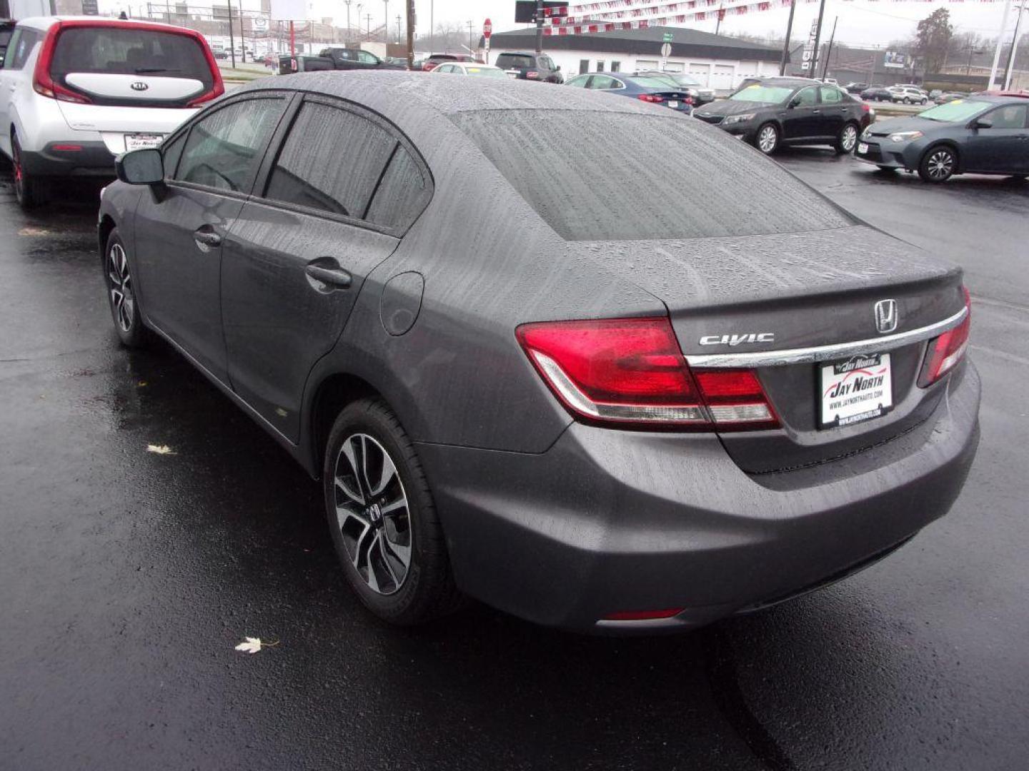 2015 GRAY HONDA CIVIC EX (19XFB2F81FE) with an 1.8L engine, Continuously Variable transmission, located at 501 E. Columbia St., Springfield, OH, 45503, (800) 262-7122, 39.925262, -83.801796 - Photo#4