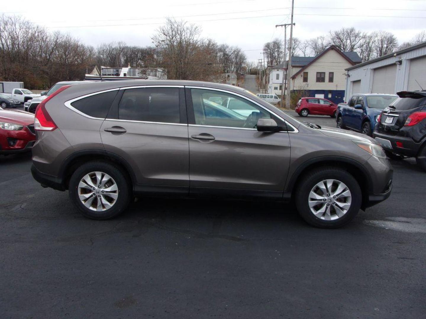 2012 GRAY HONDA CR-V EX (5J6RM4H53CL) with an 2.4L engine, Automatic transmission, located at 501 E. Columbia St., Springfield, OH, 45503, (800) 262-7122, 39.925262, -83.801796 - Photo#0