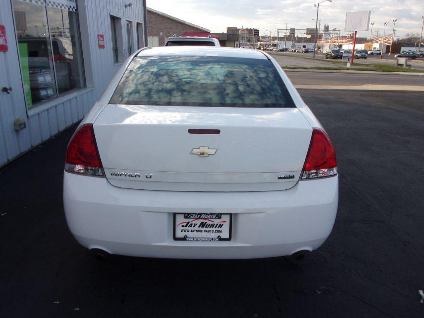 2012 WHITE CHEVROLET IMPALA LT (2G1WG5E35C1) with an 3.6L engine, Automatic transmission, located at 501 E. Columbia St., Springfield, OH, 45503, (800) 262-7122, 39.925262, -83.801796 - *** LT *** Remote Start *** Serviced and Detailed *** Jay North Auto has offered hand picked vehicles since 1965! Our customer's enjoy a NO pressure buying experience with a small town feel. All of our vehicles get fully inspected and detailed. We are a preferred dealer for many local credit uni - Photo#5