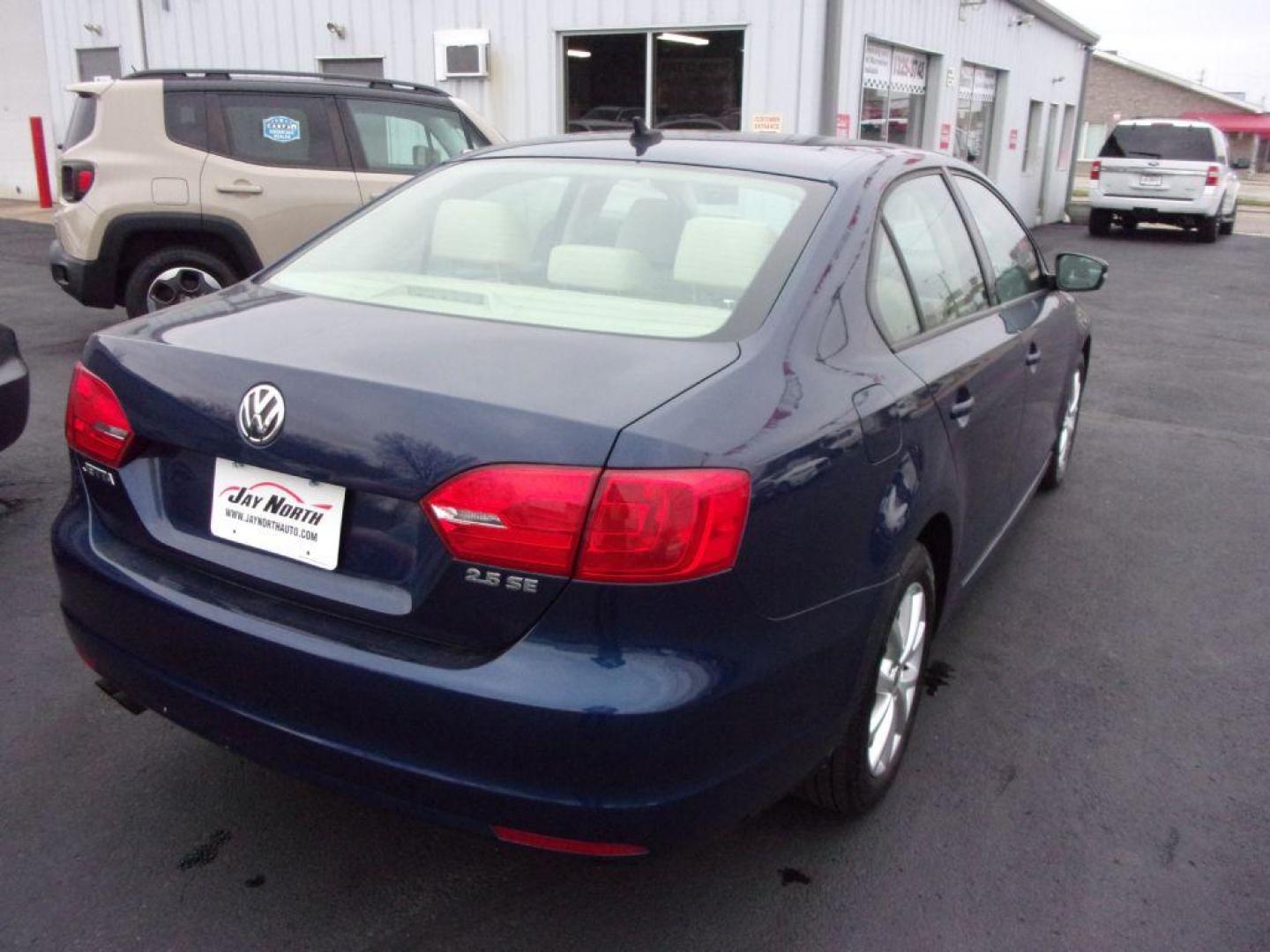 2012 BLUE VOLKSWAGEN JETTA SE (3VWDP7AJ0CM) with an 2.5L engine, Automatic transmission, located at 501 E. Columbia St., Springfield, OH, 45503, (800) 262-7122, 39.925262, -83.801796 - *** SE *** Serviced and Detailed *** Jay North Auto has offered hand picked vehicles since 1965! Our customer's enjoy a NO pressure buying experience with a small town feel. All of our vehicles get fully inspected and detailed. We are a preferred dealer for many local credit unions and lenders. - Photo#11