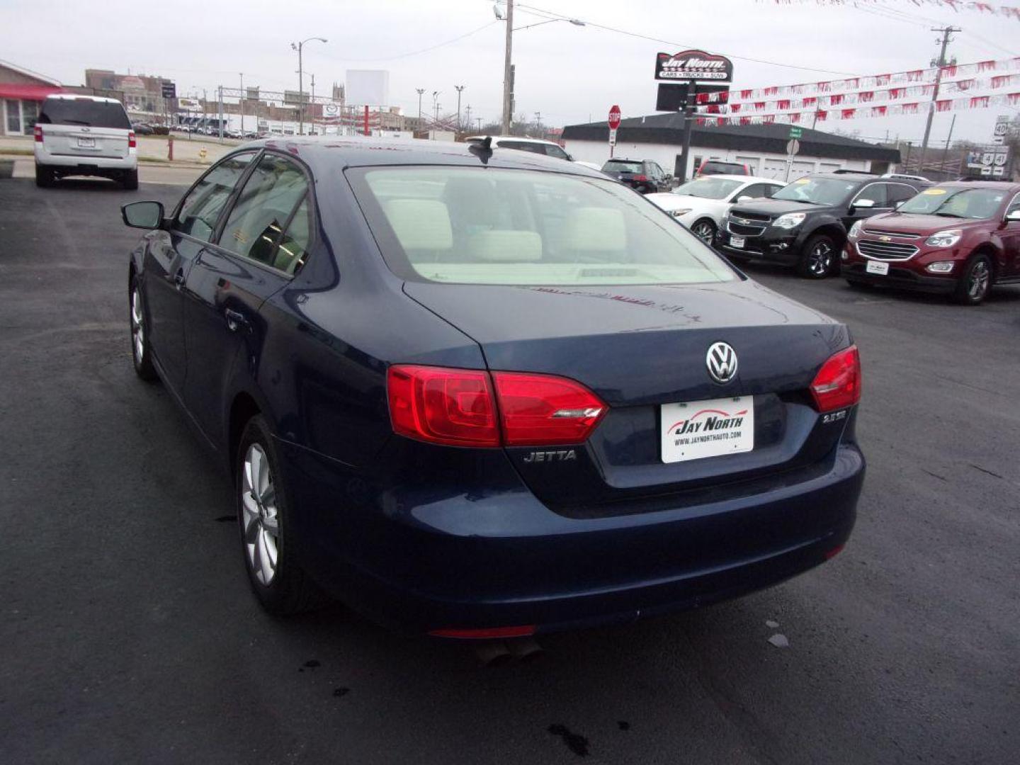 2012 BLUE VOLKSWAGEN JETTA SE (3VWDP7AJ0CM) with an 2.5L engine, Automatic transmission, located at 501 E. Columbia St., Springfield, OH, 45503, (800) 262-7122, 39.925262, -83.801796 - *** SE *** Serviced and Detailed *** Jay North Auto has offered hand picked vehicles since 1965! Our customer's enjoy a NO pressure buying experience with a small town feel. All of our vehicles get fully inspected and detailed. We are a preferred dealer for many local credit unions and lenders. - Photo#14