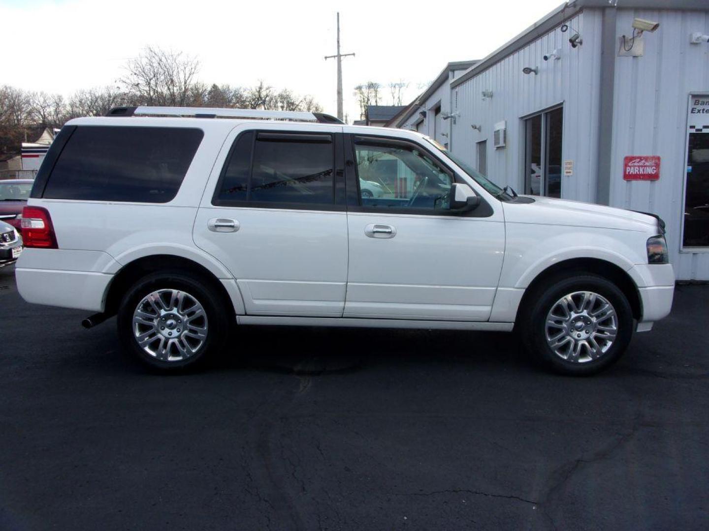 2014 WHITE FORD EXPEDITION LIMITED (1FMJU2A57EE) with an 5.4L engine, Automatic transmission, located at 501 E. Columbia St., Springfield, OH, 45503, (800) 262-7122, 39.925262, -83.801796 - *** LOW MILEAGE *** 1 Owner *** Limited *** Loaded *** Power Running Boards *** Second Row Buckets *** Serviced and Detailed *** Power third row folding seats *** Premium Audio w/ Sub *** Touchscreen Navigation *** 5.4L V8 w/ 4x4 **** WOW *** Jay North Auto has offered hand picked vehicles since - Photo#0