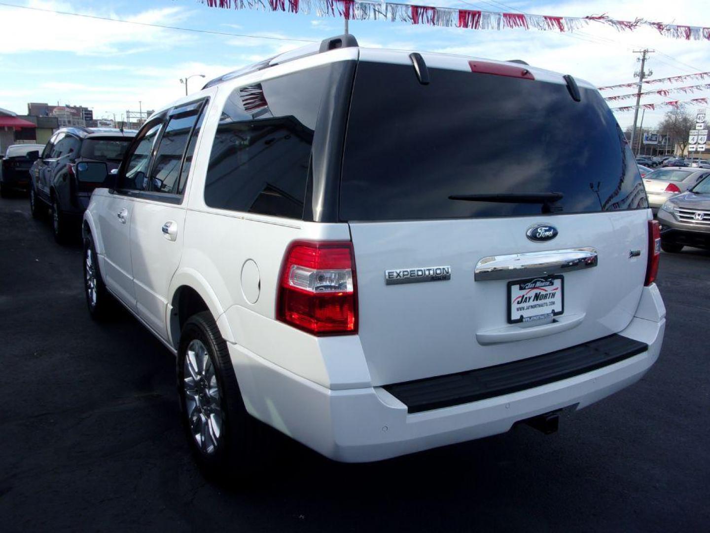 2014 WHITE FORD EXPEDITION LIMITED (1FMJU2A57EE) with an 5.4L engine, Automatic transmission, located at 501 E. Columbia St., Springfield, OH, 45503, (800) 262-7122, 39.925262, -83.801796 - *** LOW MILEAGE *** 1 Owner *** Limited *** Loaded *** Power Running Boards *** Second Row Buckets *** Serviced and Detailed *** Power third row folding seats *** Premium Audio w/ Sub *** Touchscreen Navigation *** 5.4L V8 w/ 4x4 **** WOW *** Jay North Auto has offered hand picked vehicles since - Photo#4