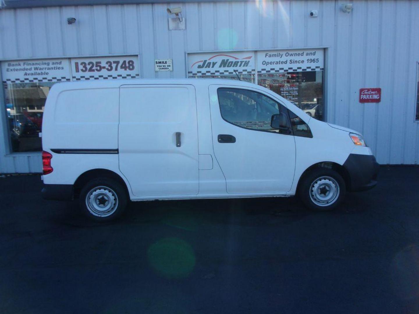 2018 WHITE NISSAN NV200 2.5S (3N6CM0KN1JK) with an 2.0L engine, Continuously Variable transmission, located at 501 E. Columbia St., Springfield, OH, 45503, (800) 262-7122, 39.925262, -83.801796 - Photo#0