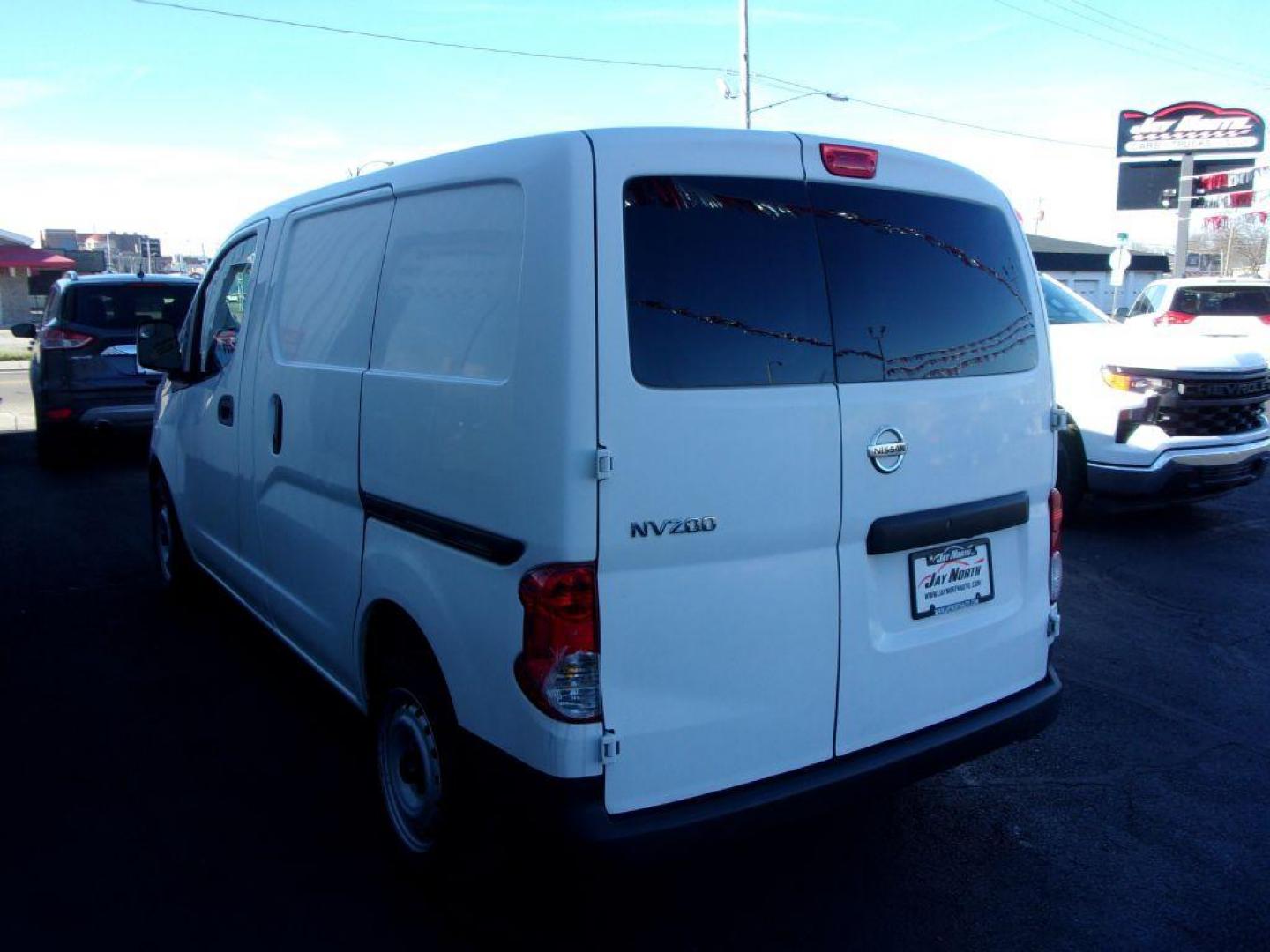 2018 WHITE NISSAN NV200 2.5S (3N6CM0KN1JK) with an 2.0L engine, Continuously Variable transmission, located at 501 E. Columbia St., Springfield, OH, 45503, (800) 262-7122, 39.925262, -83.801796 - Photo#5