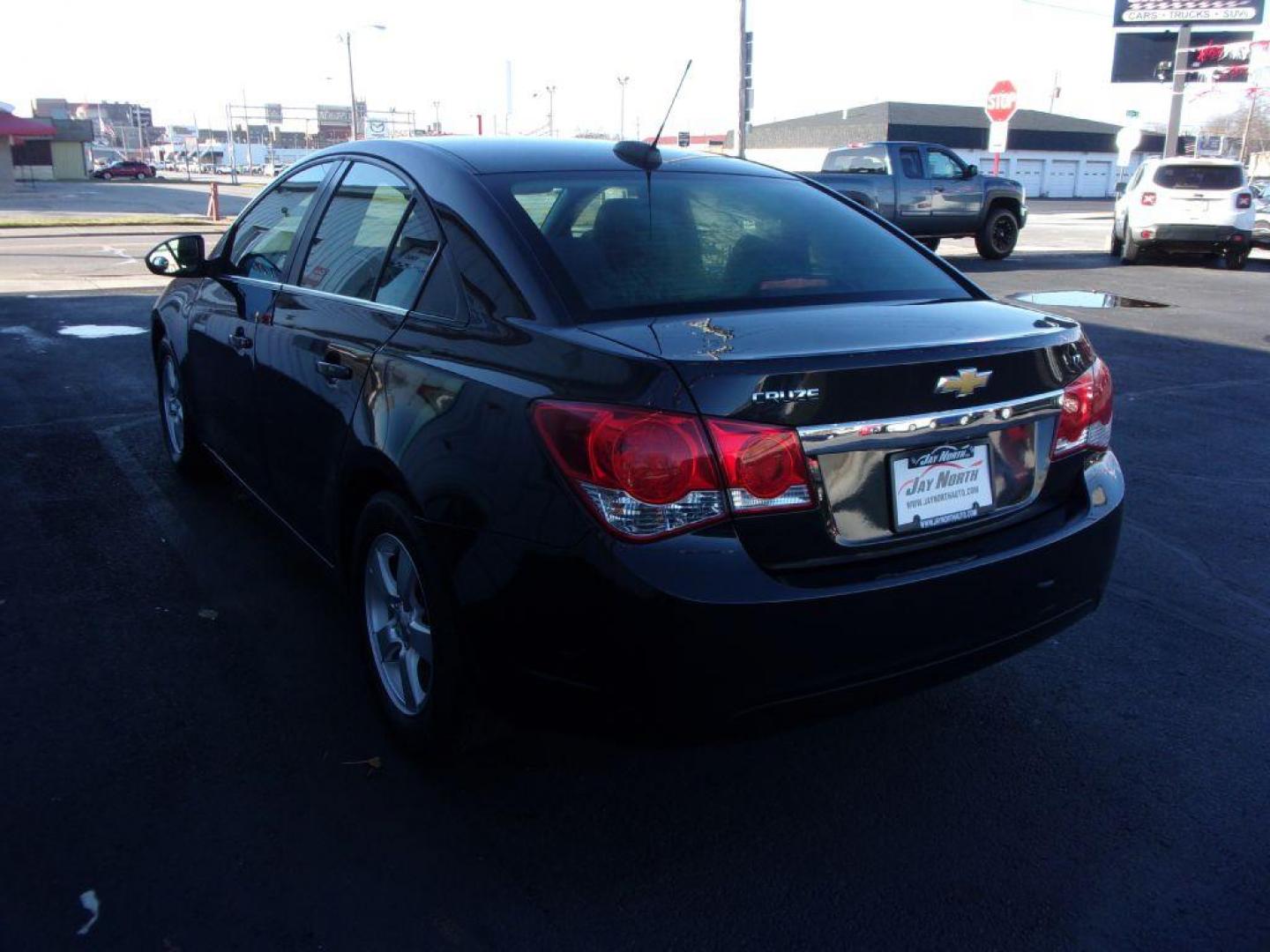 2015 BLACK CHEVROLET CRUZE LT (1G1PC5SB2F7) with an 1.4L engine, Automatic transmission, located at 501 E. Columbia St., Springfield, OH, 45503, (800) 262-7122, 39.925262, -83.801796 - ***Gas Saver***LT***Remote Start***Back-up Camera***Serviced and Detailed*** Jay North Auto has offered hand picked vehicles since 1965! Our customer's enjoy a NO pressure buying experience with a small town feel. All of our vehicles get fully inspected and detailed. We are a preferred dealer fo - Photo#5