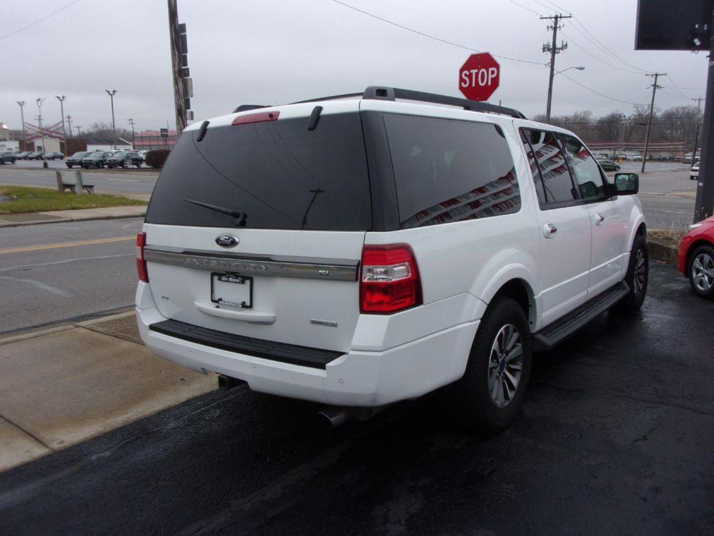 2015 WHITE FORD EXPEDITION EL XLT (1FMJK1JT1FE) with an 3.5L engine, Automatic transmission, located at 501 E. Columbia St., Springfield, OH, 45503, (800) 262-7122, 39.925262, -83.801796 - *** XLT *** 4WD *** Heated and Cooled Leather *** Premium Audio w/ Navigation and Sync *** Power 3rd Row *** Power Lift Gate *** Serviced and Detailed *** Jay North Auto has offered hand picked vehicles since 1965! Our customer's enjoy a NO pressure buying experience with a small town feel. All - Photo#3