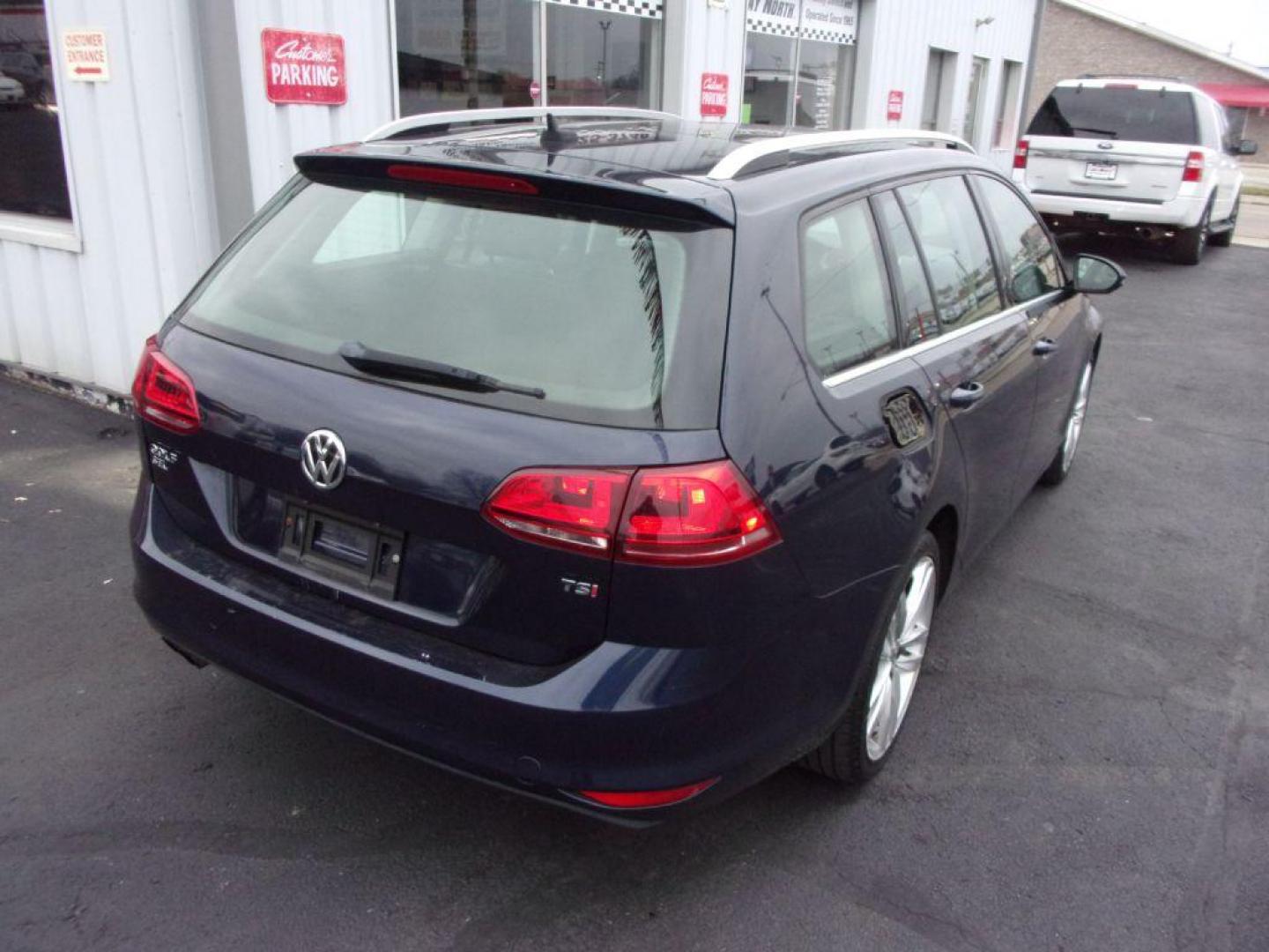 2017 BLUE VOLKSWAGEN GOLF SPORTWAGEN SEL (3VWC17AUXHM) with an 1.8L engine, Automatic transmission, located at 501 E. Columbia St., Springfield, OH, 45503, (800) 262-7122, 39.925262, -83.801796 - Photo#3