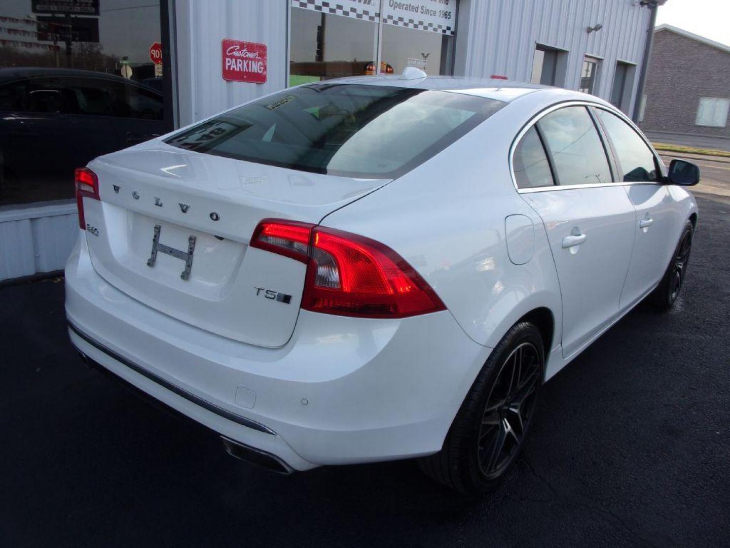 2017 WHITE VOLVO S60 INSCRIPTION (LYV402TK6HB) with an 2.0L engine, Automatic transmission, located at 501 E. Columbia St., Springfield, OH, 45503, (800) 262-7122, 39.925262, -83.801796 - Photo#15