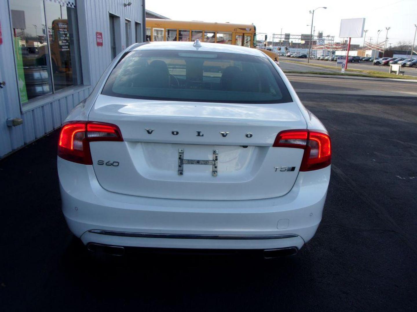 2017 WHITE VOLVO S60 INSCRIPTION (LYV402TK6HB) with an 2.0L engine, Automatic transmission, located at 501 E. Columbia St., Springfield, OH, 45503, (800) 262-7122, 39.925262, -83.801796 - Photo#16