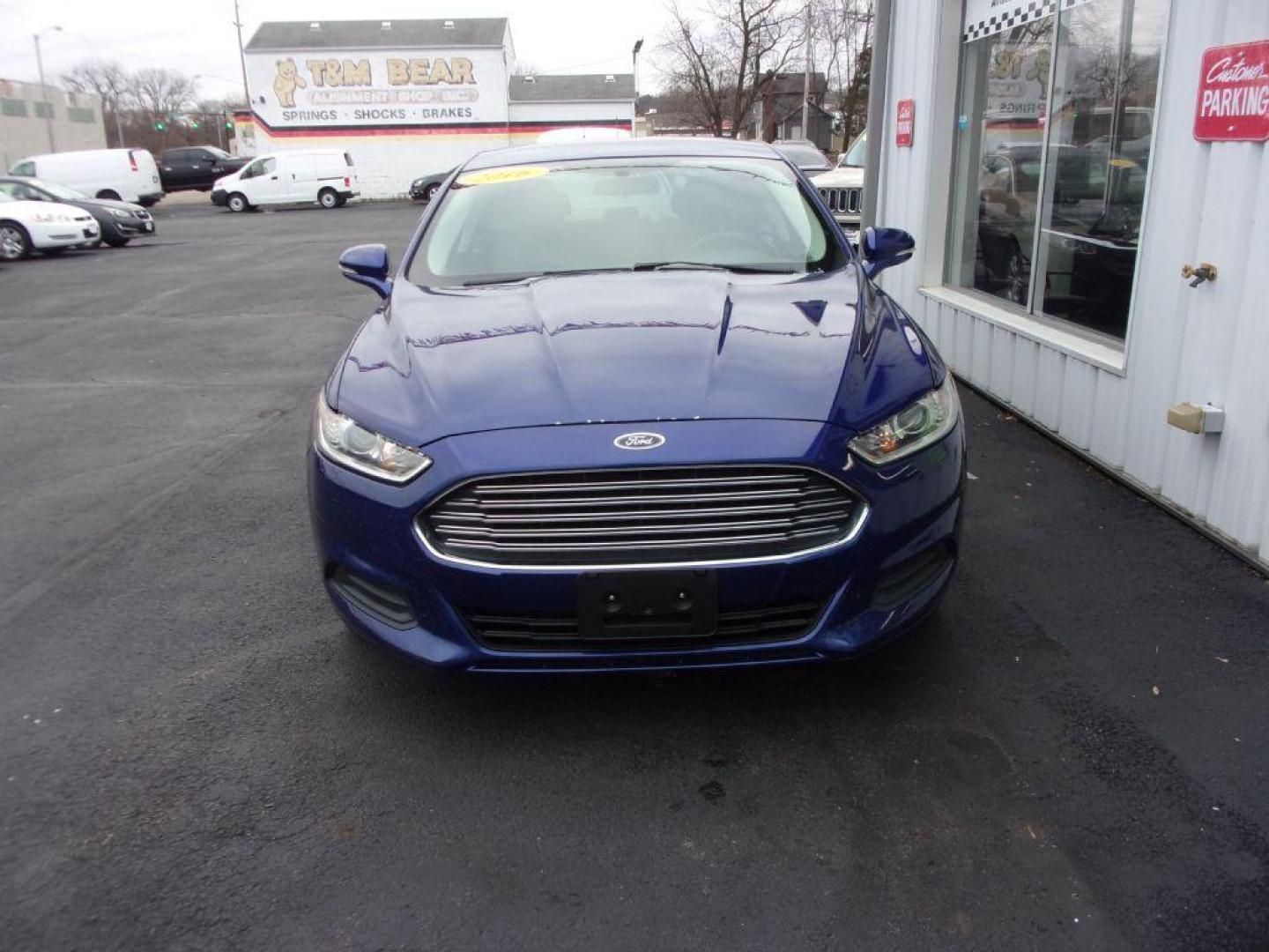 2016 BLUE FORD FUSION SE (1FA6P0H73G5) with an 2.5L engine, Automatic transmission, located at 501 E. Columbia St., Springfield, OH, 45503, (800) 262-7122, 39.925262, -83.801796 - *** NICE *** Serviced and Detailed *** Back Up Camera *** 34 MPG HWY *** Jay North Auto has offered hand picked vehicles since 1965! Our customer's enjoy a NO pressure buying experience with a small town feel. All of our vehicles get fully inspected and detailed. We are a preferred dealer for m - Photo#1