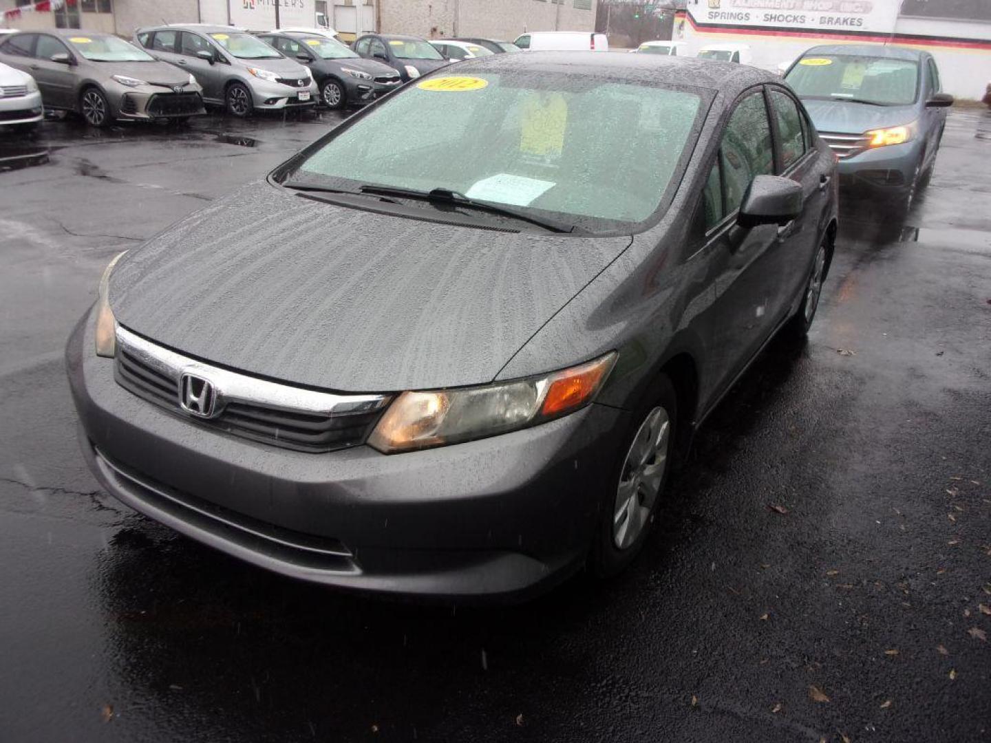 2012 GRAY HONDA CIVIC LX (19XFB2F57CE) with an 1.8L engine, Automatic transmission, located at 501 E. Columbia St., Springfield, OH, 45503, (800) 262-7122, 39.925262, -83.801796 - Photo#3