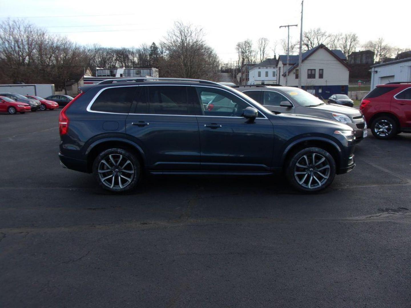 2019 BLUE VOLVO XC90 T6 MOMENTUM (YV4A22PK8K1) with an 2.0L engine, Automatic transmission, located at 501 E. Columbia St., Springfield, OH, 45503, (800) 262-7122, 39.925262, -83.801796 - *** 1 Owner *** LOADED *** Serviced and Detailed *** Third Row Seating *** PERFORMANCE 2.0L Super and Turbo-Charged, Direct Inject Engine 8-Speed Geartronic Automatic Trans w/ Start-Stop 316 HP @ 5700 RPM and 295 lb-ft Torque @ 2200 RPM All-Wheel-Drive with Instant Traction Electric Power - Photo#0