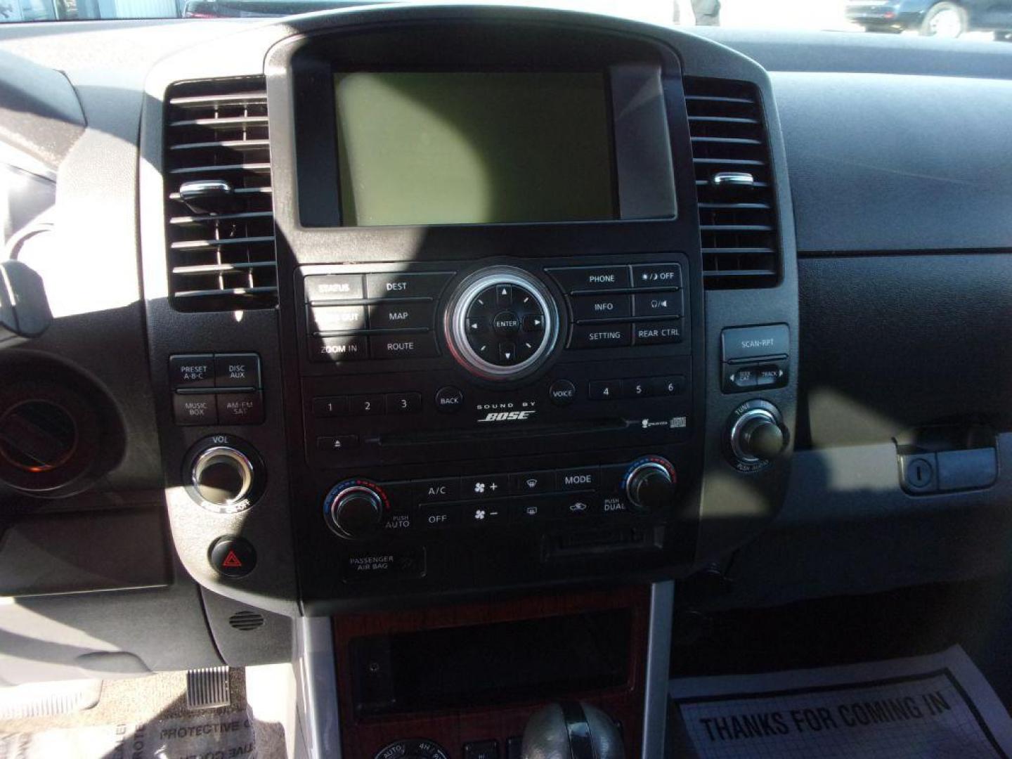 2012 SILVER NISSAN PATHFINDER LE (5N1AR1NB8CC) with an 4.0L engine, Automatic transmission, located at 501 E. Columbia St., Springfield, OH, 45503, (800) 262-7122, 39.925262, -83.801796 - Photo#10