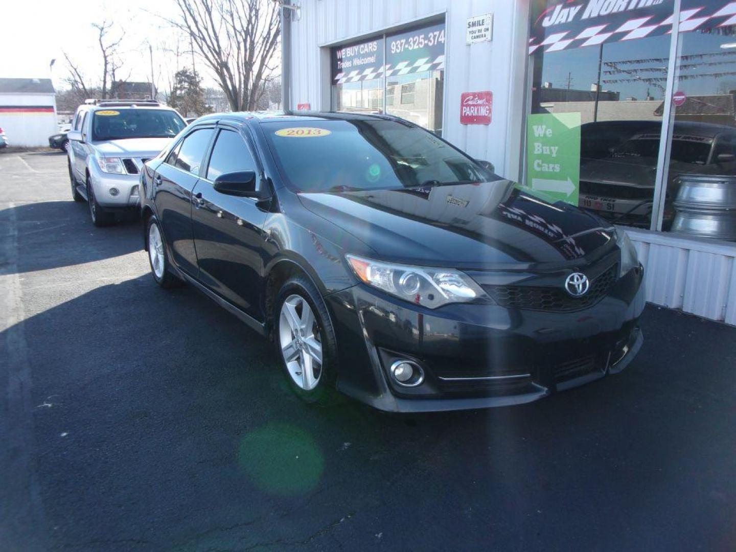 2013 GRAY TOYOTA CAMRY SE (4T1BF1FK8DU) with an 2.5L engine, Automatic transmission, located at 501 E. Columbia St., Springfield, OH, 45503, (800) 262-7122, 39.925262, -83.801796 - *** LOW MILEAGE *** Serviced and Detailed *** SE *** Jay North Auto has offered hand picked vehicles since 1965! Our customer's enjoy a NO pressure buying experience with a small town feel. All of our vehicles get fully inspected and detailed. We are a preferred dealer for many local credit unio - Photo#2