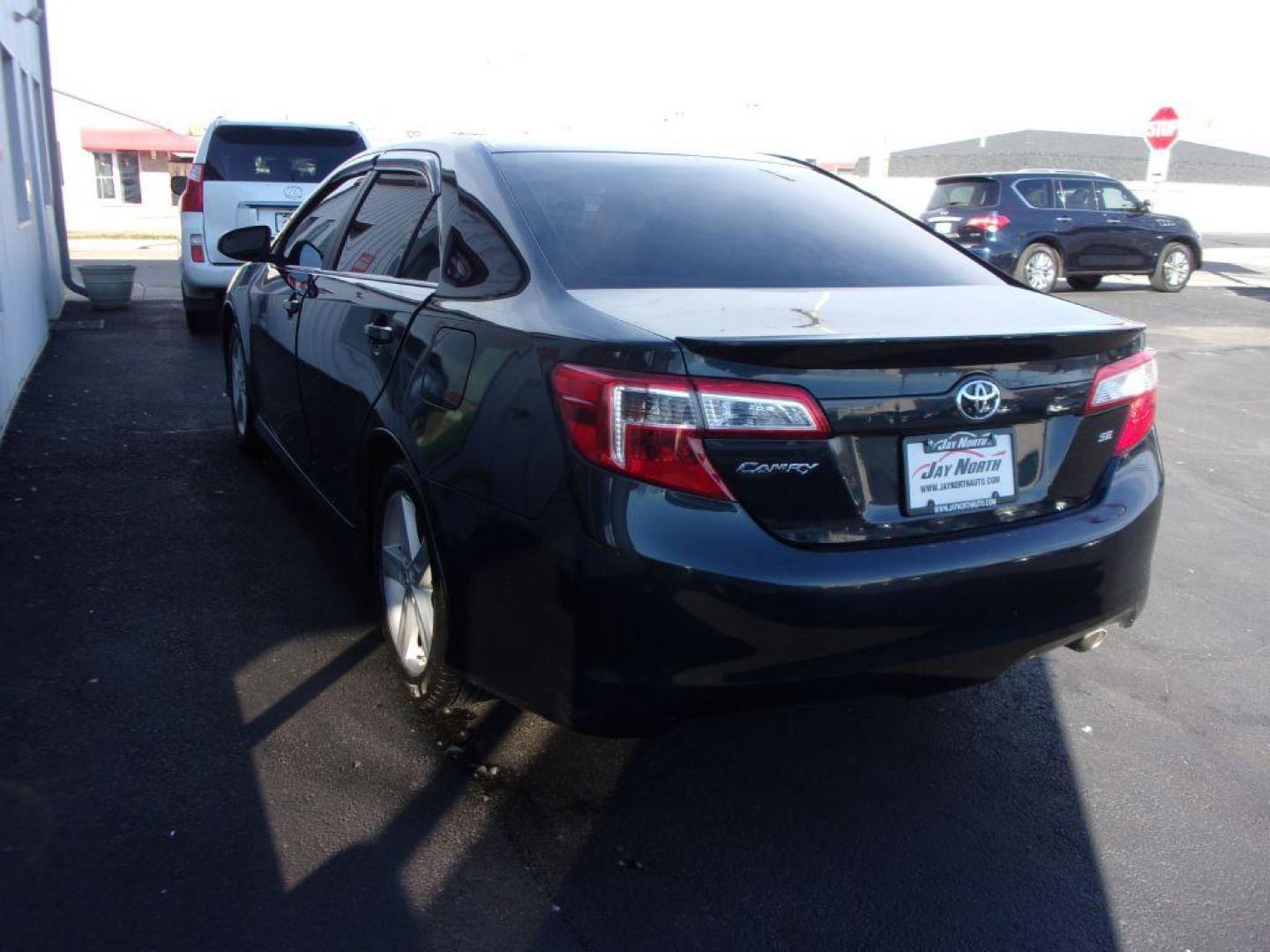 2013 GRAY TOYOTA CAMRY SE (4T1BF1FK8DU) with an 2.5L engine, Automatic transmission, located at 501 E. Columbia St., Springfield, OH, 45503, (800) 262-7122, 39.925262, -83.801796 - *** LOW MILEAGE *** Serviced and Detailed *** SE *** Jay North Auto has offered hand picked vehicles since 1965! Our customer's enjoy a NO pressure buying experience with a small town feel. All of our vehicles get fully inspected and detailed. We are a preferred dealer for many local credit unio - Photo#5