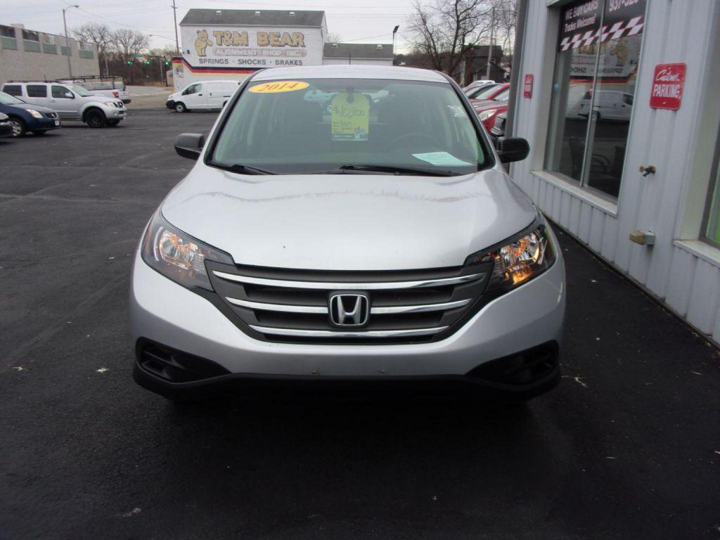 2014 SILVER HONDA CR-V LX (2HKRM4H35EH) with an 2.4L engine, Automatic transmission, located at 501 E. Columbia St., Springfield, OH, 45503, (800) 262-7122, 39.925262, -83.801796 - Photo#2