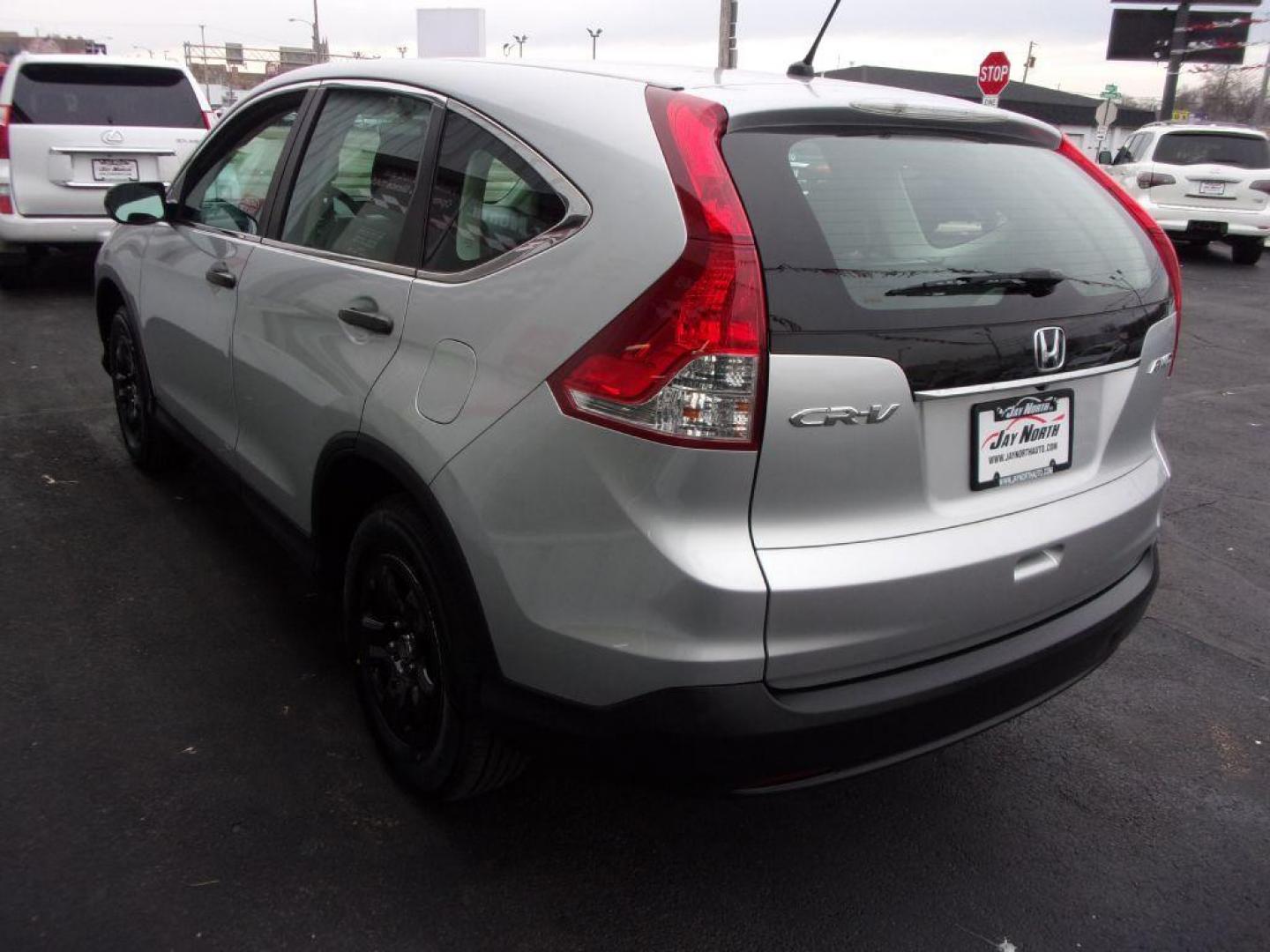 2014 SILVER HONDA CR-V LX (2HKRM4H35EH) with an 2.4L engine, Automatic transmission, located at 501 E. Columbia St., Springfield, OH, 45503, (800) 262-7122, 39.925262, -83.801796 - Photo#4