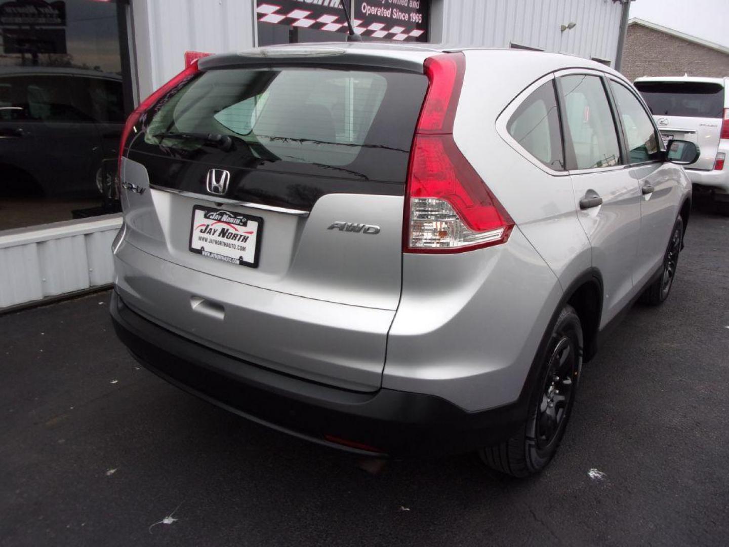 2014 SILVER HONDA CR-V LX (2HKRM4H35EH) with an 2.4L engine, Automatic transmission, located at 501 E. Columbia St., Springfield, OH, 45503, (800) 262-7122, 39.925262, -83.801796 - Photo#6