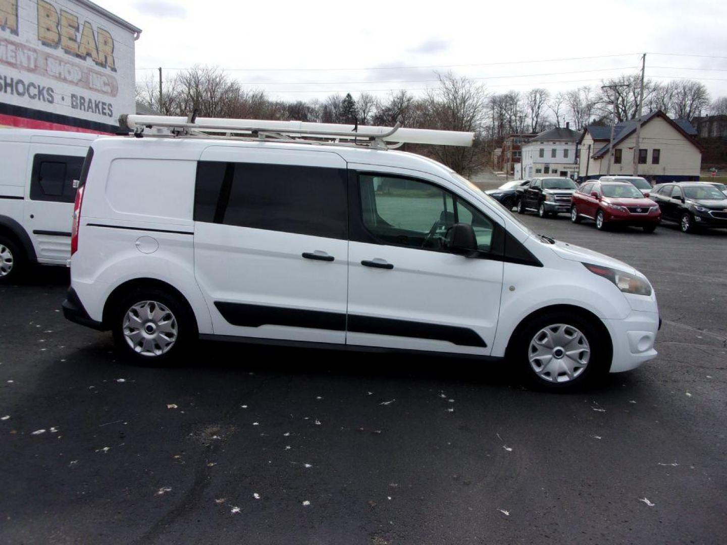 2015 WHITE FORD TRANSIT CONNECT XLT (NM0LS7F7XF1) with an 2.5L engine, Automatic transmission, located at 501 E. Columbia St., Springfield, OH, 45503, (800) 262-7122, 39.925262, -83.801796 - Photo#0