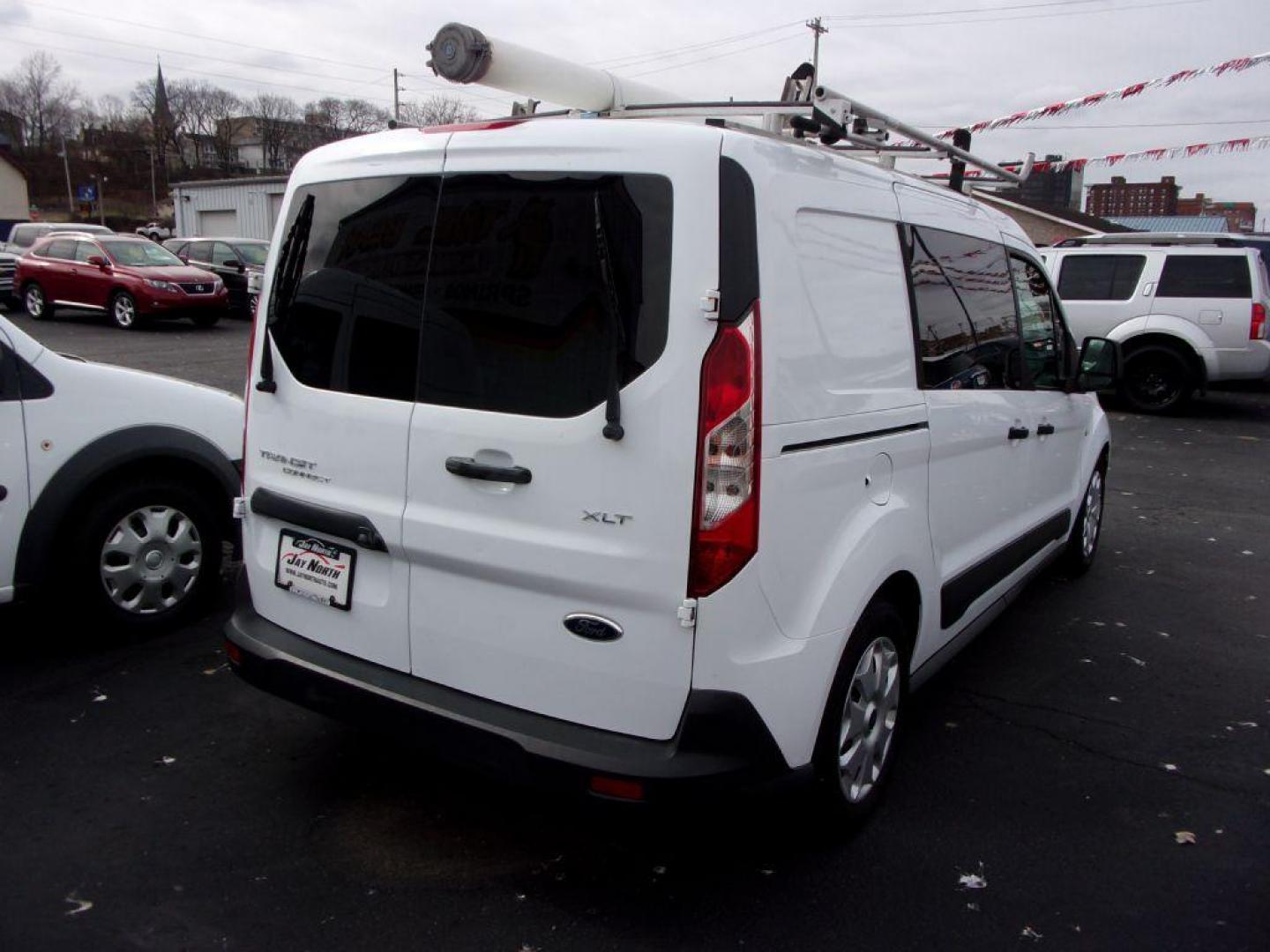 2015 WHITE FORD TRANSIT CONNECT XLT (NM0LS7F7XF1) with an 2.5L engine, Automatic transmission, located at 501 E. Columbia St., Springfield, OH, 45503, (800) 262-7122, 39.925262, -83.801796 - Photo#3