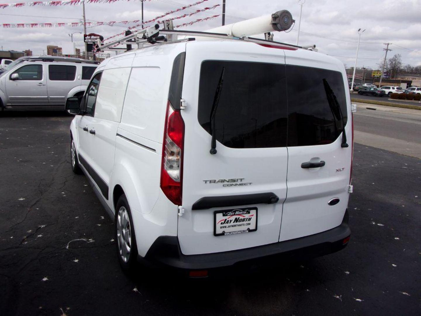 2015 WHITE FORD TRANSIT CONNECT XLT (NM0LS7F7XF1) with an 2.5L engine, Automatic transmission, located at 501 E. Columbia St., Springfield, OH, 45503, (800) 262-7122, 39.925262, -83.801796 - Photo#5