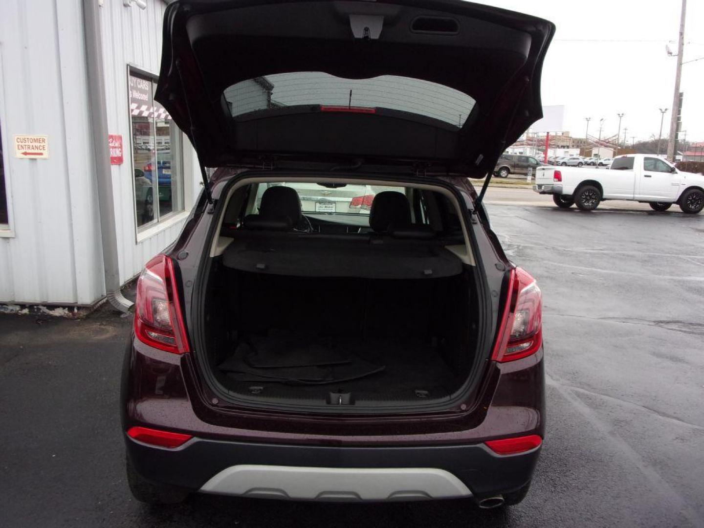 2017 MAROON BUICK ENCORE PREFERRED (KL4CJASB2HB) with an 1.4L engine, Automatic transmission, located at 501 E. Columbia St., Springfield, OH, 45503, (800) 262-7122, 39.925262, -83.801796 - *** FWD *** Serviced and Detailed *** For more information and photos, please log on to jaynorthauto.com, where you can view the CARFAX and SHOP BY PAYMENT - Photo#6