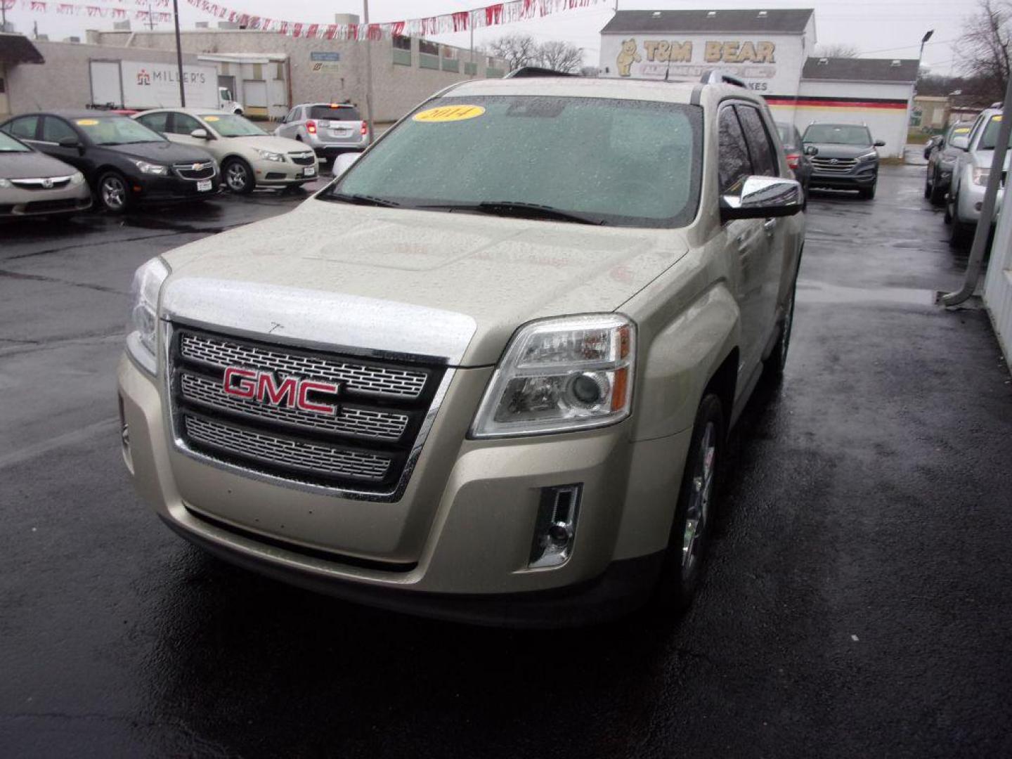 2014 BEIGE GMC TERRAIN SLT (2GKALTEKXE6) with an 2.4L engine, Automatic transmission, located at 501 E. Columbia St., Springfield, OH, 45503, (800) 262-7122, 39.925262, -83.801796 - Photo#2