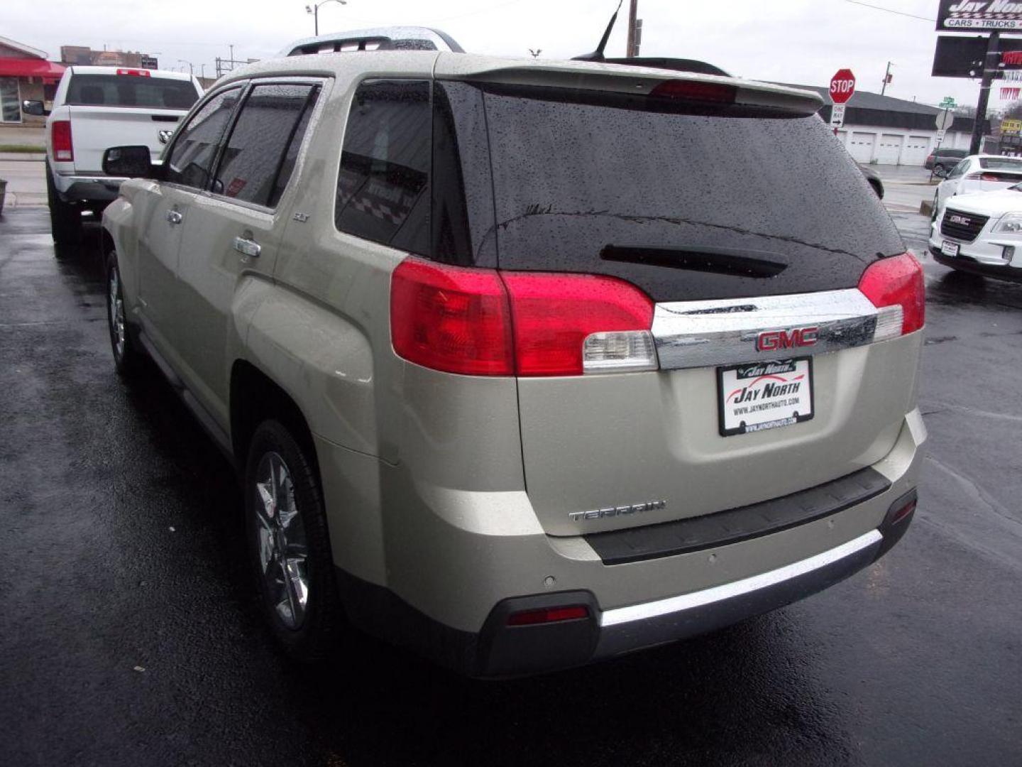 2014 BEIGE GMC TERRAIN SLT (2GKALTEKXE6) with an 2.4L engine, Automatic transmission, located at 501 E. Columbia St., Springfield, OH, 45503, (800) 262-7122, 39.925262, -83.801796 - Photo#3