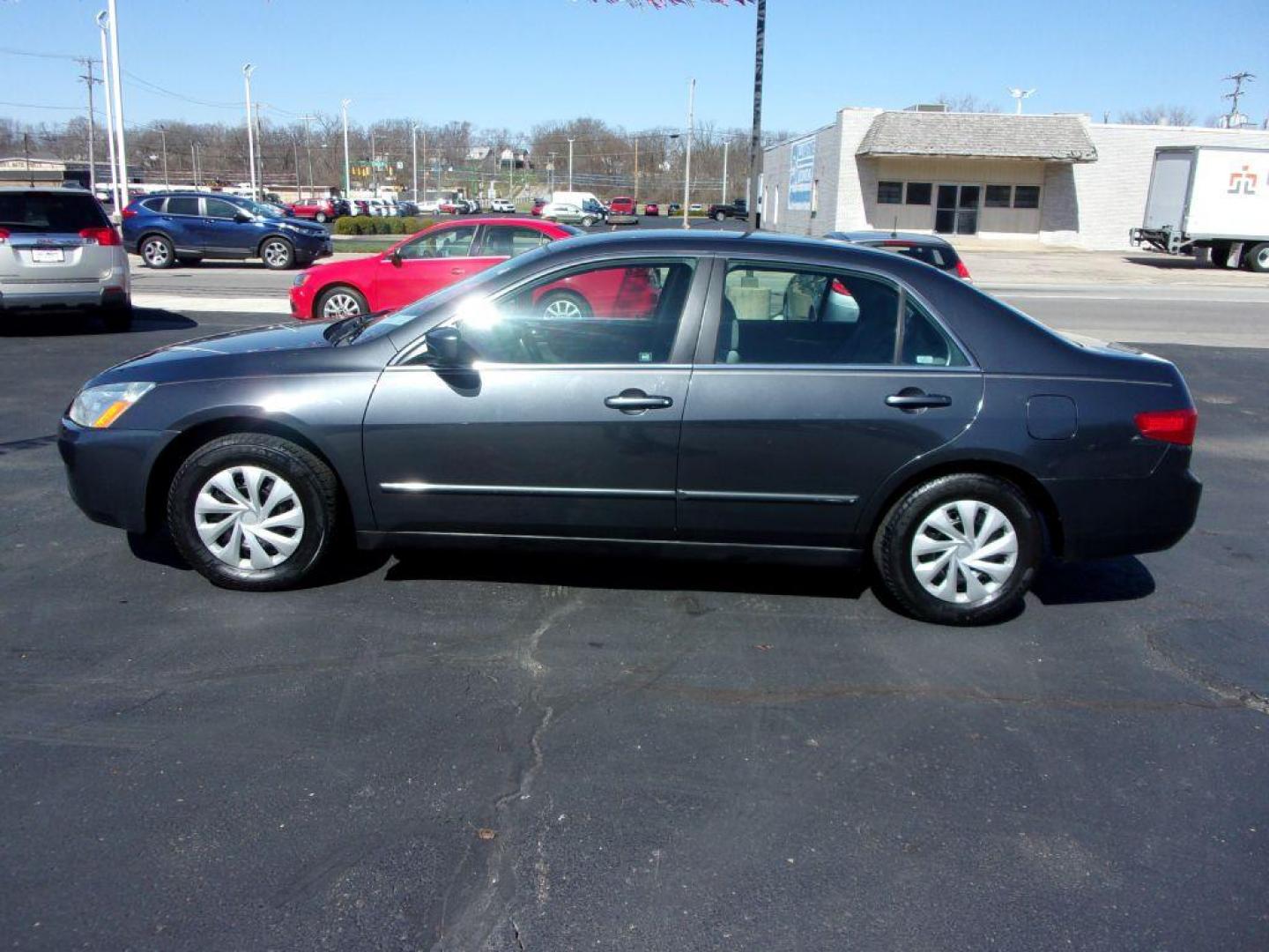 2005 GRAY HONDA ACCORD LX (1HGCM56495A) with an 2.4L engine, Automatic transmission, located at 501 E. Columbia St., Springfield, OH, 45503, (800) 262-7122, 39.925262, -83.801796 - Photo#0