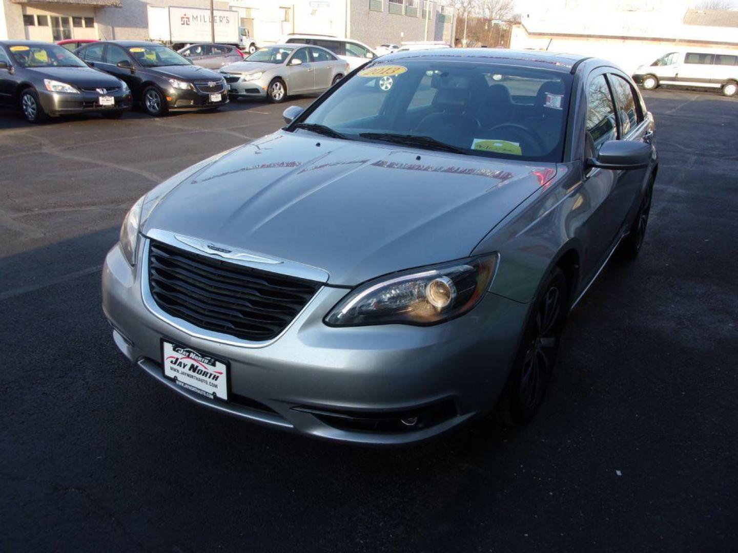 2013 GRAY CHRYSLER 200 S LIMITED (1C3CCBCG3DN) with an 3.6L engine, Automatic transmission, located at 501 E. Columbia St., Springfield, OH, 45503, (800) 262-7122, 39.925262, -83.801796 - *** 31 Service Records on Clean CarFax *** 200 S Limited *** Newer Tires *** Serviced and Detailed *** Boston Acoustics Audio *** Moonroof *** Leather *** Remote Start *** Jay North Auto has offered hand picked vehicles since 1965! Our customer's enjoy a NO pressure buying experience with a sma - Photo#3