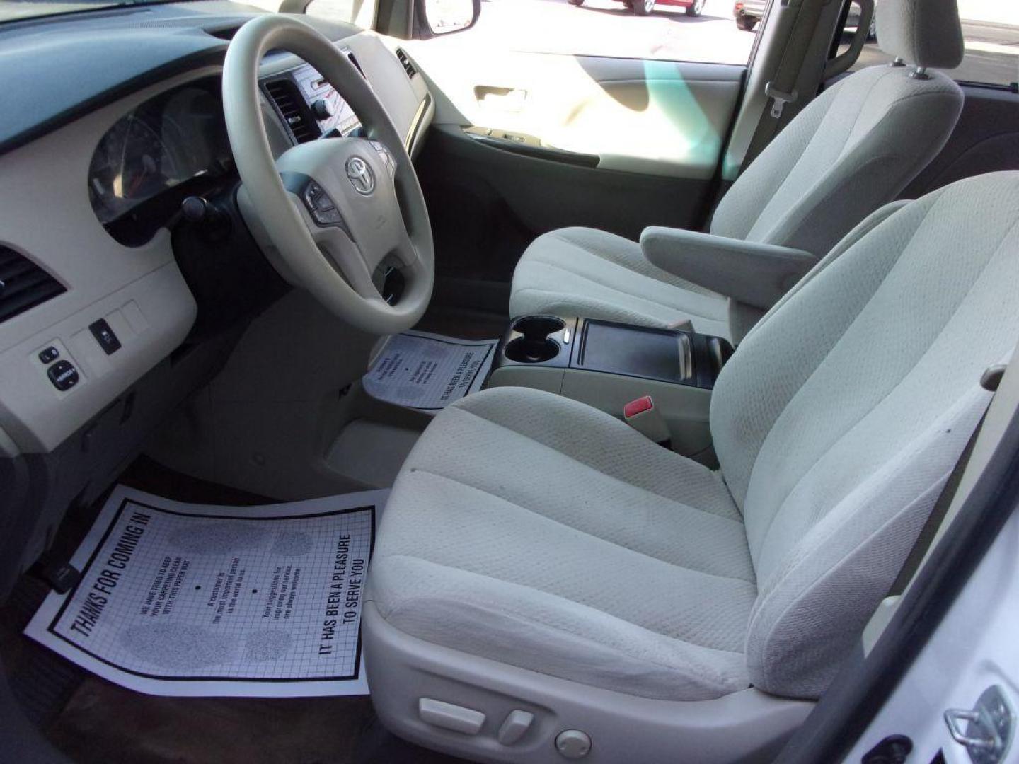 2012 WHITE TOYOTA SIENNA LE (5TDKK3DC1CS) with an 3.5L engine, Automatic transmission, located at 501 E. Columbia St., Springfield, OH, 45503, (800) 262-7122, 39.925262, -83.801796 - Photo#10