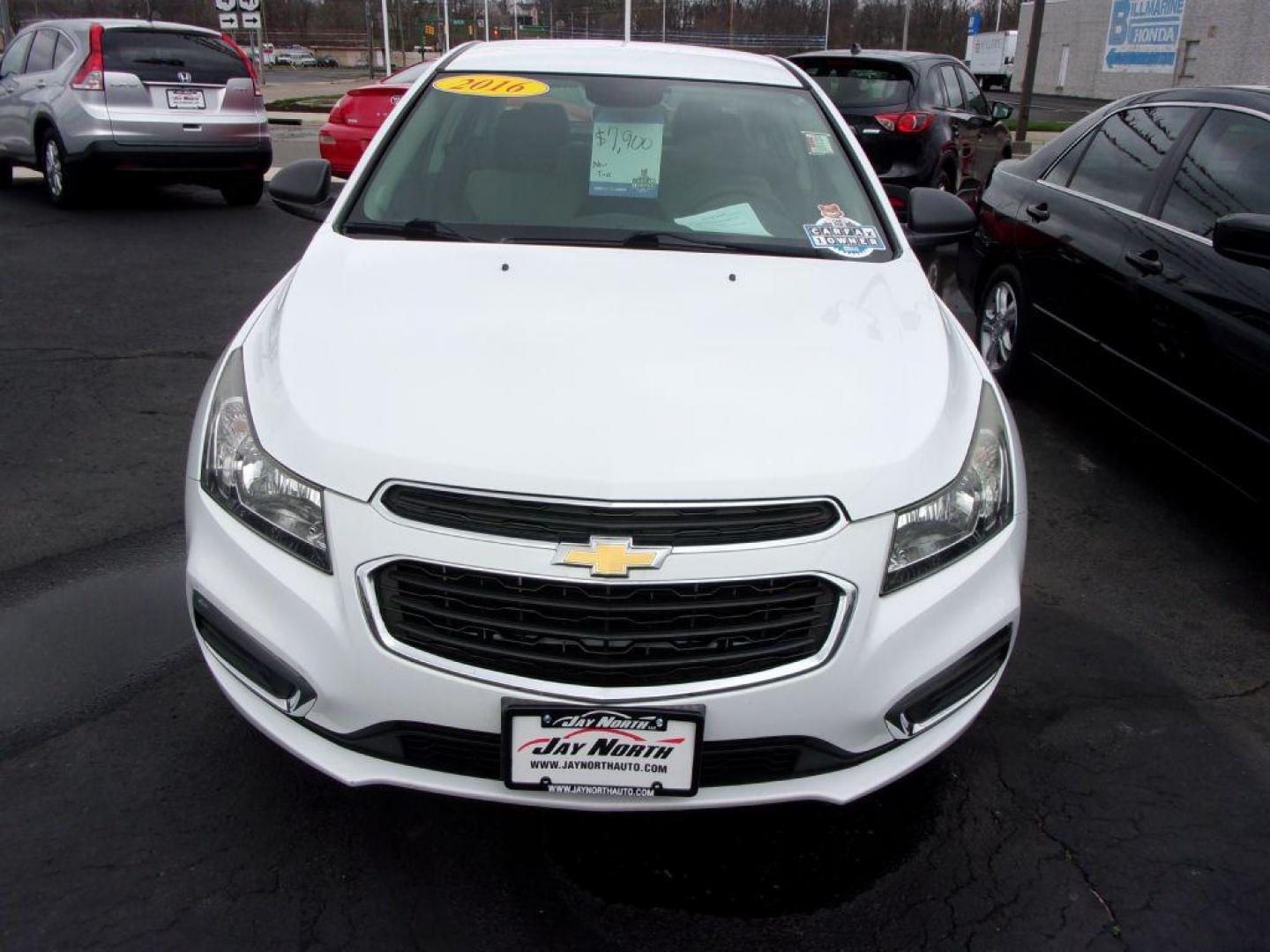 2016 WHITE CHEVROLET CRUZE LIMITED LS (1G1PC5SH9G7) with an 1.8L engine, Automatic transmission, located at 501 E. Columbia St., Springfield, OH, 45503, (800) 262-7122, 39.925262, -83.801796 - Photo#2