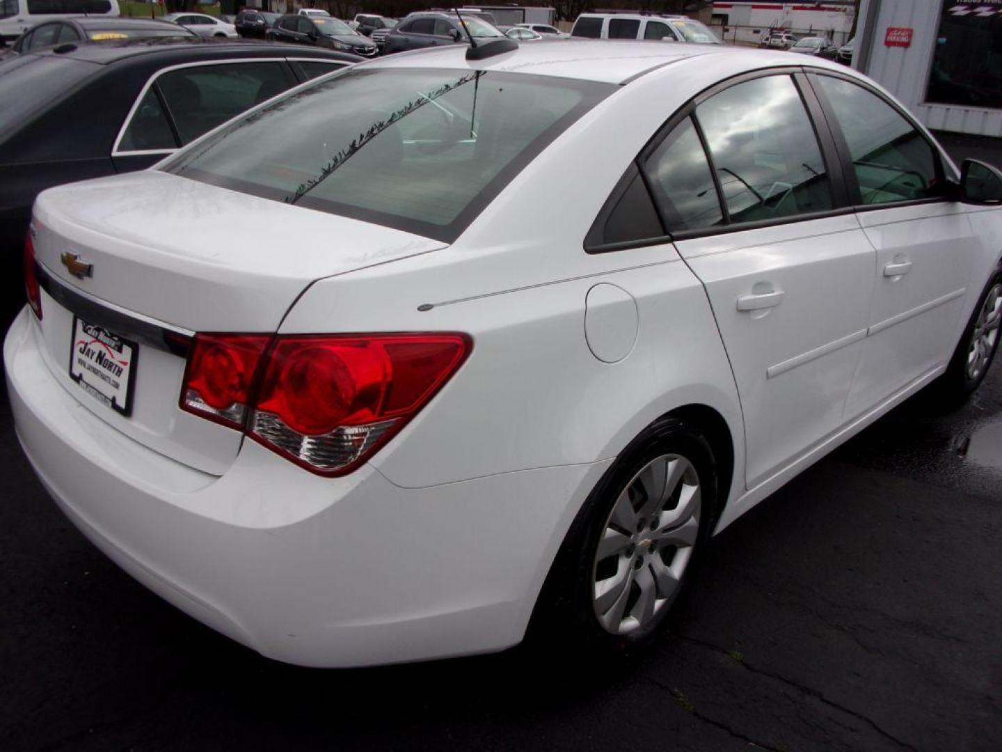 2016 WHITE CHEVROLET CRUZE LIMITED LS (1G1PC5SH9G7) with an 1.8L engine, Automatic transmission, located at 501 E. Columbia St., Springfield, OH, 45503, (800) 262-7122, 39.925262, -83.801796 - Photo#6