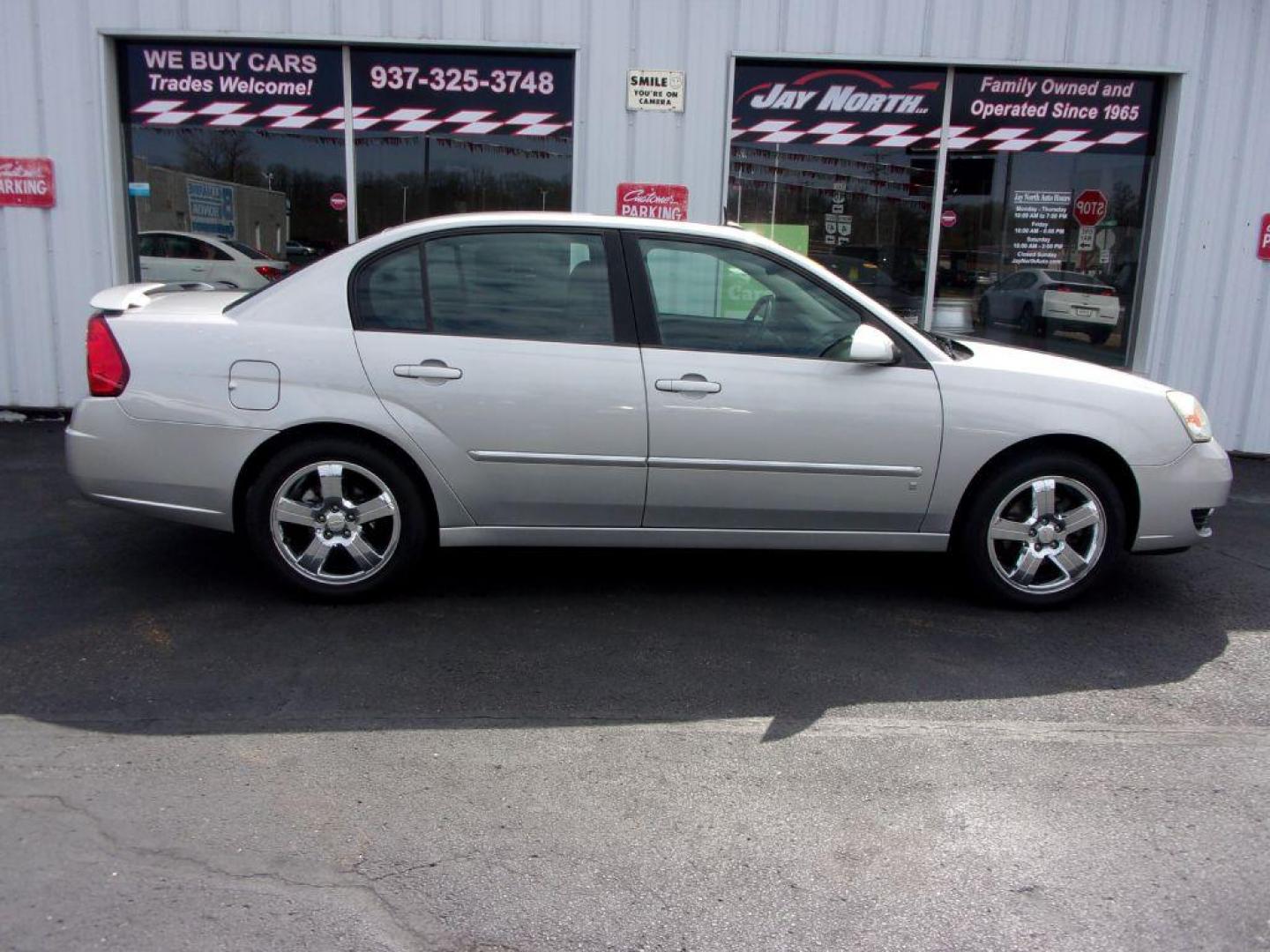 2006 SILVER CHEVROLET MALIBU LTZ (1G1ZU53826F) with an 3.5L engine, Automatic transmission, located at 501 E. Columbia St., Springfield, OH, 45503, (800) 262-7122, 39.925262, -83.801796 - *** 1 Owner *** Clean CarFax w/ 61 Dealer Service Records *** Serviced and Detailed *** Remote Start *** LTZ *** 3.5L V6 *** Moonroof *** Premium Audio *** Jay North Auto has offered hand picked vehicles since 1965! Our customer's enjoy a NO pressure buying experience with a small town feel. Al - Photo#0