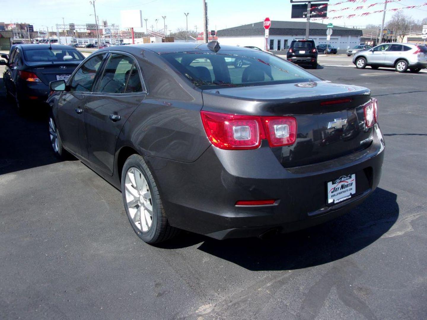 2013 GRAY CHEVROLET MALIBU LTZ (1G11H5SA1DF) with an 2.5L engine, Automatic transmission, located at 501 E. Columbia St., Springfield, OH, 45503, (800) 262-7122, 39.925262, -83.801796 - ***Clean Carfax***LTZ***New Tires***Heated Leather Seating***Serviced and Detailed*** Jay North Auto has offered hand picked vehicles since 1965! Our customer's enjoy a NO pressure buying experience with a small town feel. All of our vehicles get fully inspected and detailed. We are a preferred - Photo#5