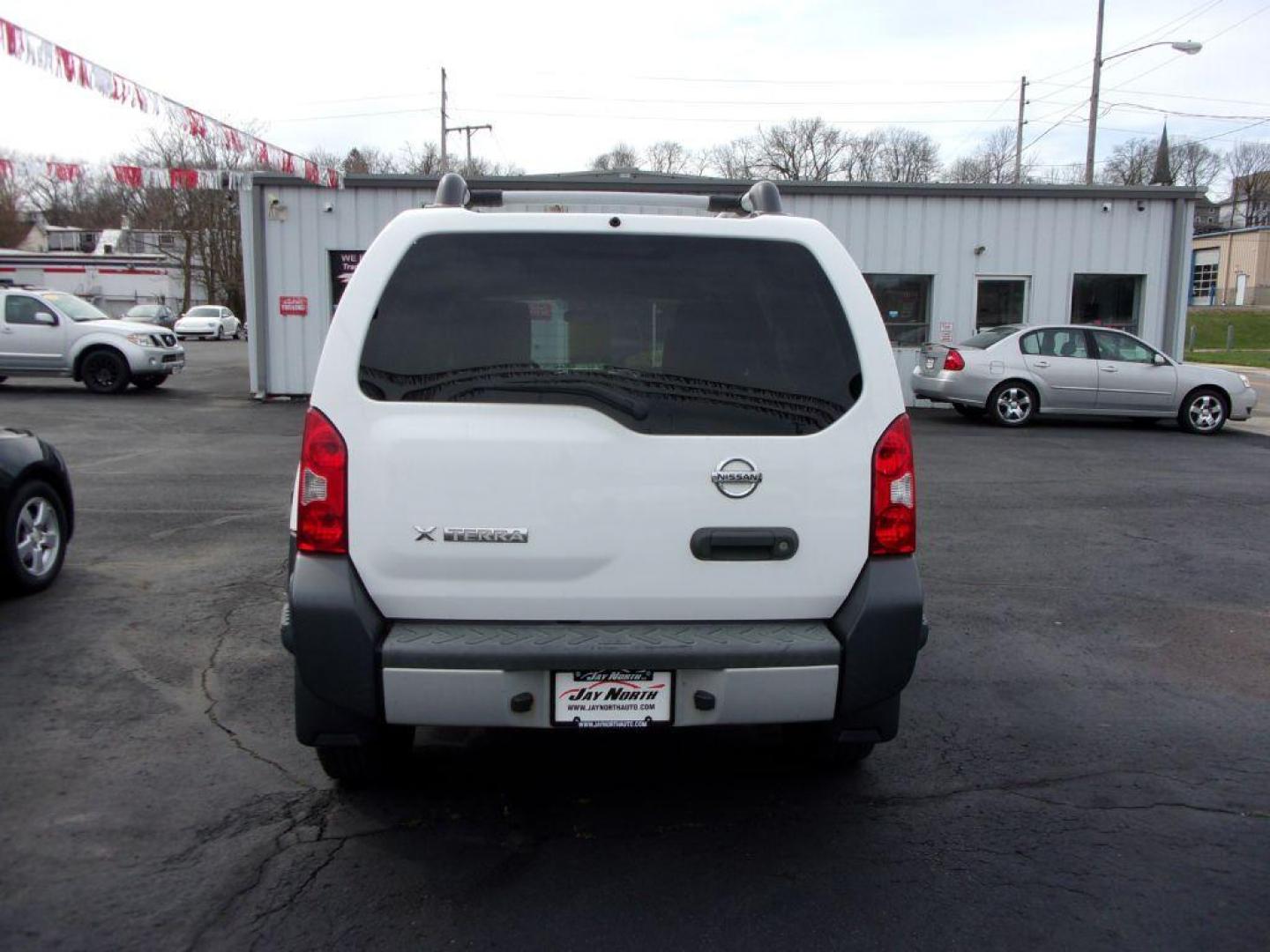 2012 WHITE NISSAN XTERRA S (5N1AN0NW2CC) with an 4.0L engine, Automatic transmission, located at 501 E. Columbia St., Springfield, OH, 45503, (800) 262-7122, 39.925262, -83.801796 - *** 4.0L V6 4wd *** Serviced and Detailed *** NICE!!! *** Jay North Auto has offered hand picked vehicles since 1965! Our customer's enjoy a NO pressure buying experience with a small town feel. All of our vehicles get fully inspected and detailed. We are a preferred dealer for many local credit - Photo#4