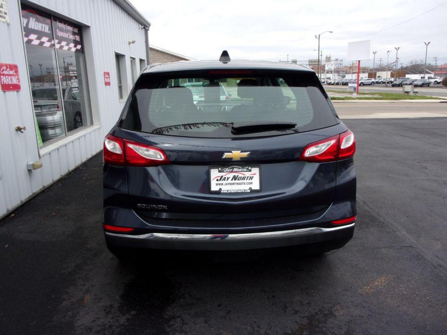 2018 BLUE CHEVROLET EQUINOX LS (3GNAXHEV7JL) with an 1.5L engine, Automatic transmission, located at 501 E. Columbia St., Springfield, OH, 45503, (800) 262-7122, 39.925262, -83.801796 - Photo#4