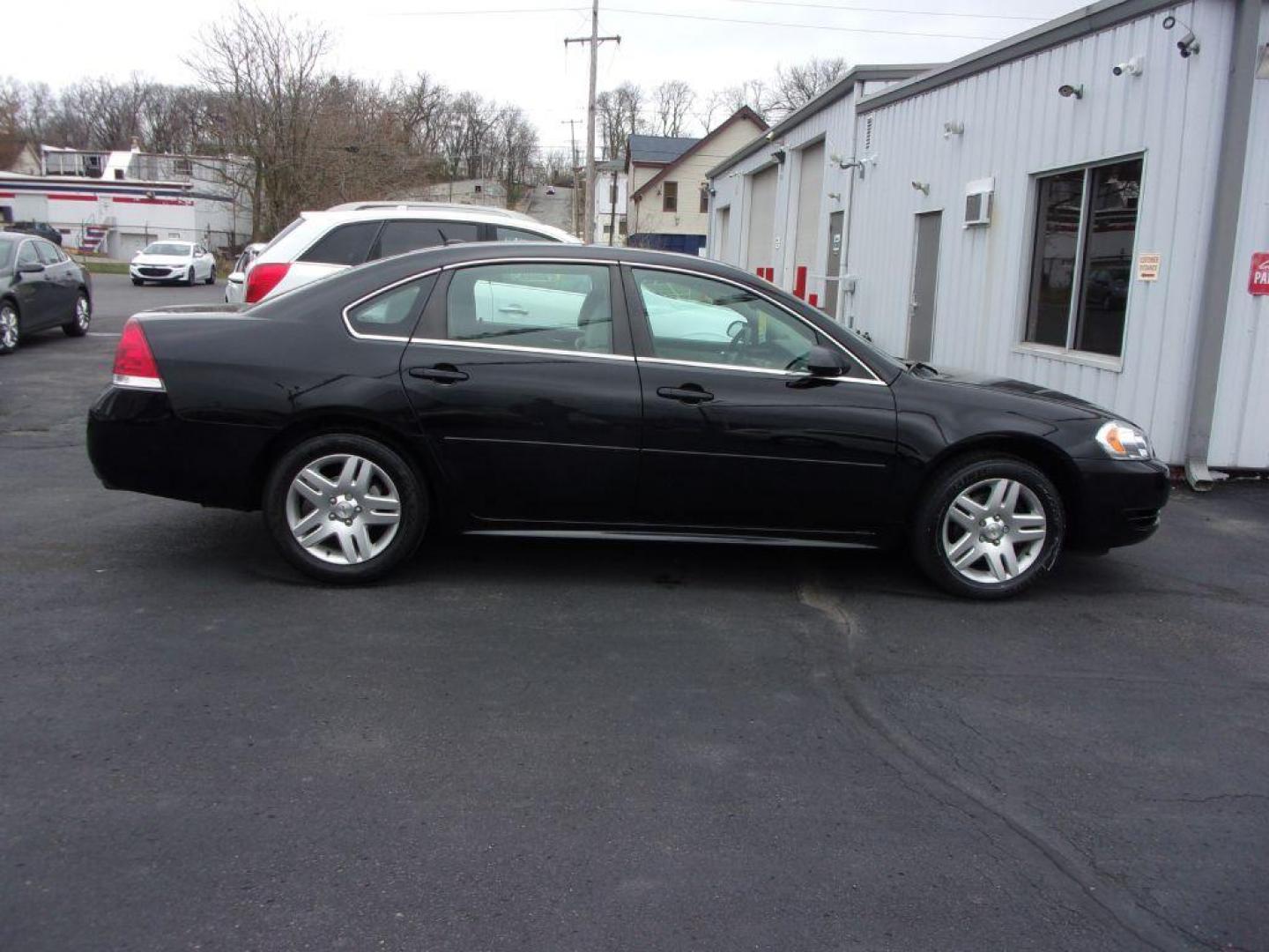 2016 BLACK CHEVROLET IMPALA LIMITED LT (2G1WB5E35G1) with an 3.6L engine, Automatic transmission, located at 501 E. Columbia St., Springfield, OH, 45503, (800) 262-7122, 39.925262, -83.801796 - Photo#0