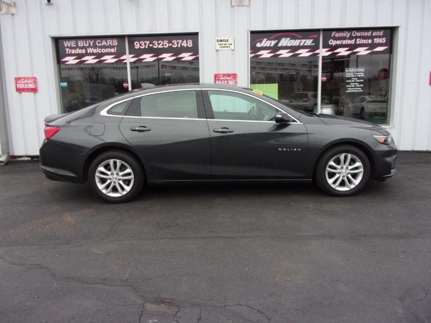 2018 GRAY CHEVROLET MALIBU LT (1G1ZD5ST2JF) with an 1.5L engine, Automatic transmission, located at 501 E. Columbia St., Springfield, OH, 45503, (800) 262-7122, 39.925262, -83.801796 - Photo#0