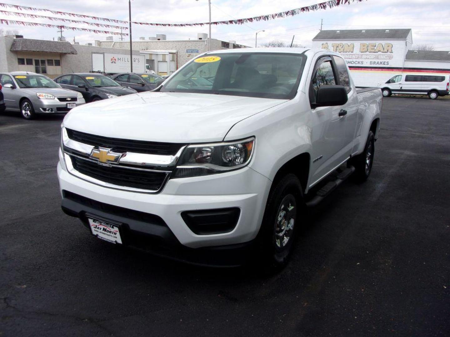 2015 WHITE CHEVROLET COLORADO 2WT EXTENDED CAB (1GCHSAEAXF1) with an 2.5L engine, Automatic transmission, located at 501 E. Columbia St., Springfield, OH, 45503, (800) 262-7122, 39.925262, -83.801796 - Photo#6