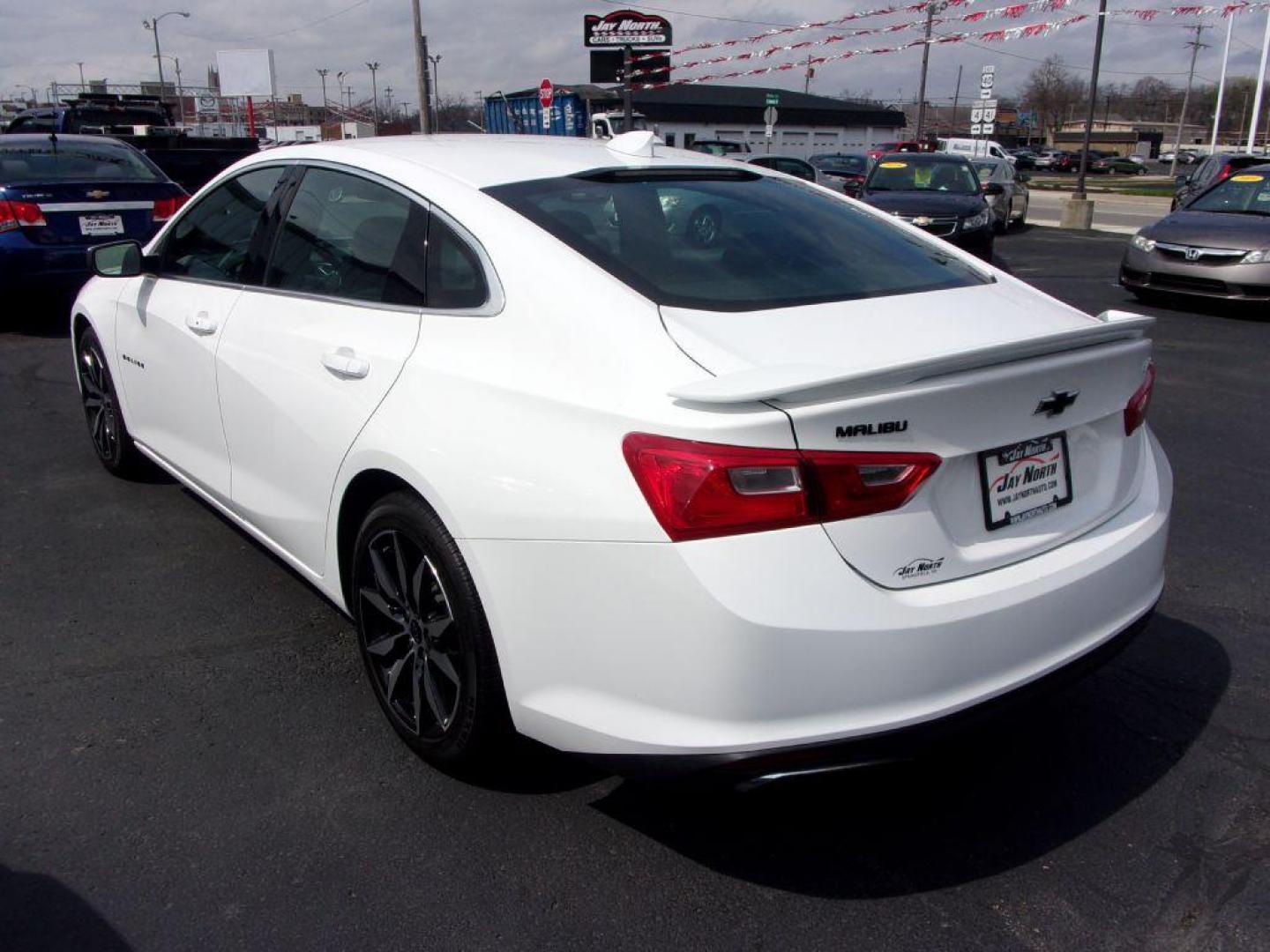 2020 WHITE CHEVROLET MALIBU RS (1G1ZG5ST5LF) with an 1.5L engine, Continuously Variable transmission, located at 501 E. Columbia St., Springfield, OH, 45503, (800) 262-7122, 39.925262, -83.801796 - Photo#6