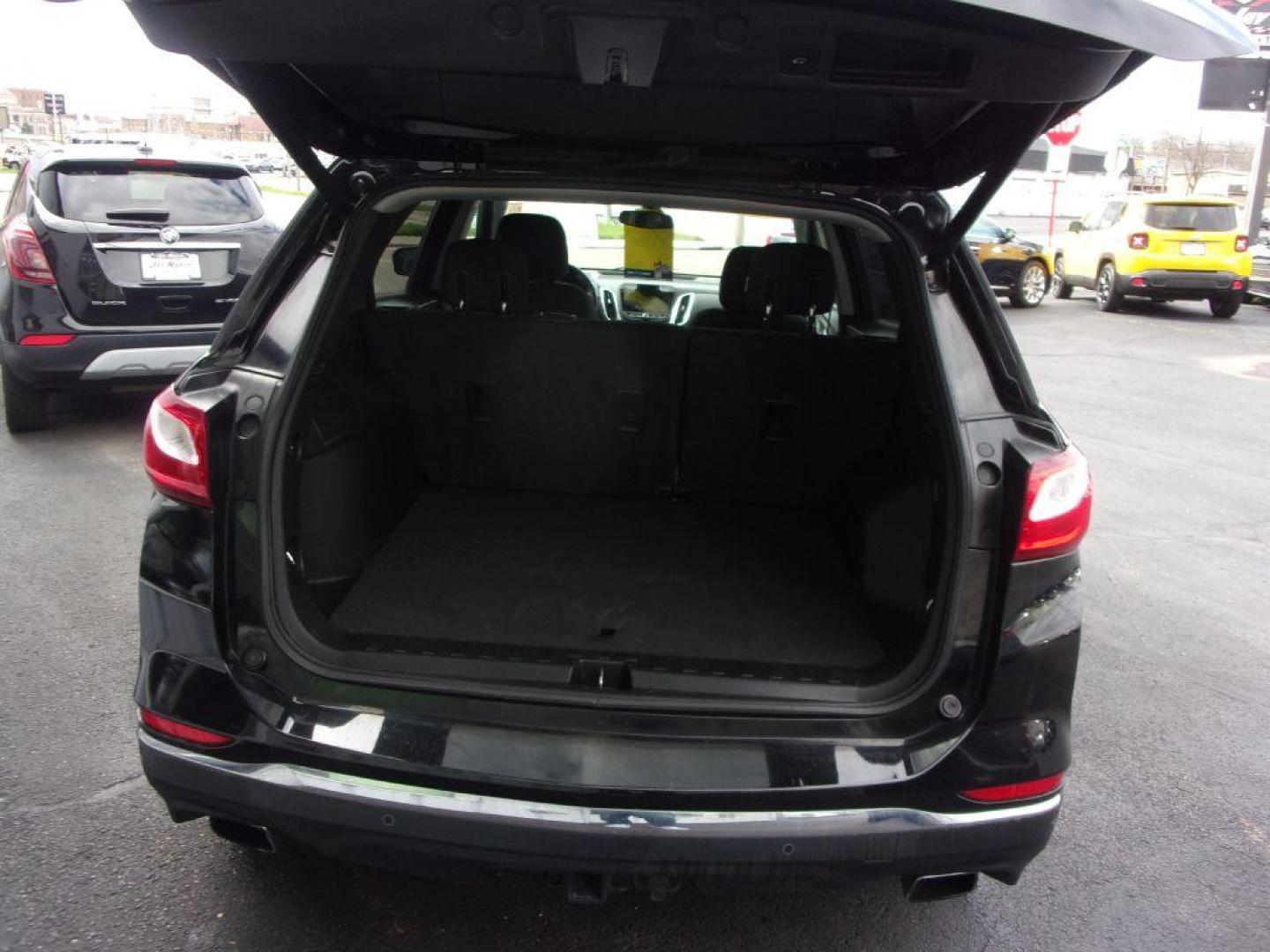 2019 BLACK CHEVROLET EQUINOX LT (2GNAXLEX7K6) with an 2.0L engine, Automatic transmission, located at 501 E. Columbia St., Springfield, OH, 45503, (800) 262-7122, 39.925262, -83.801796 - Photo#6