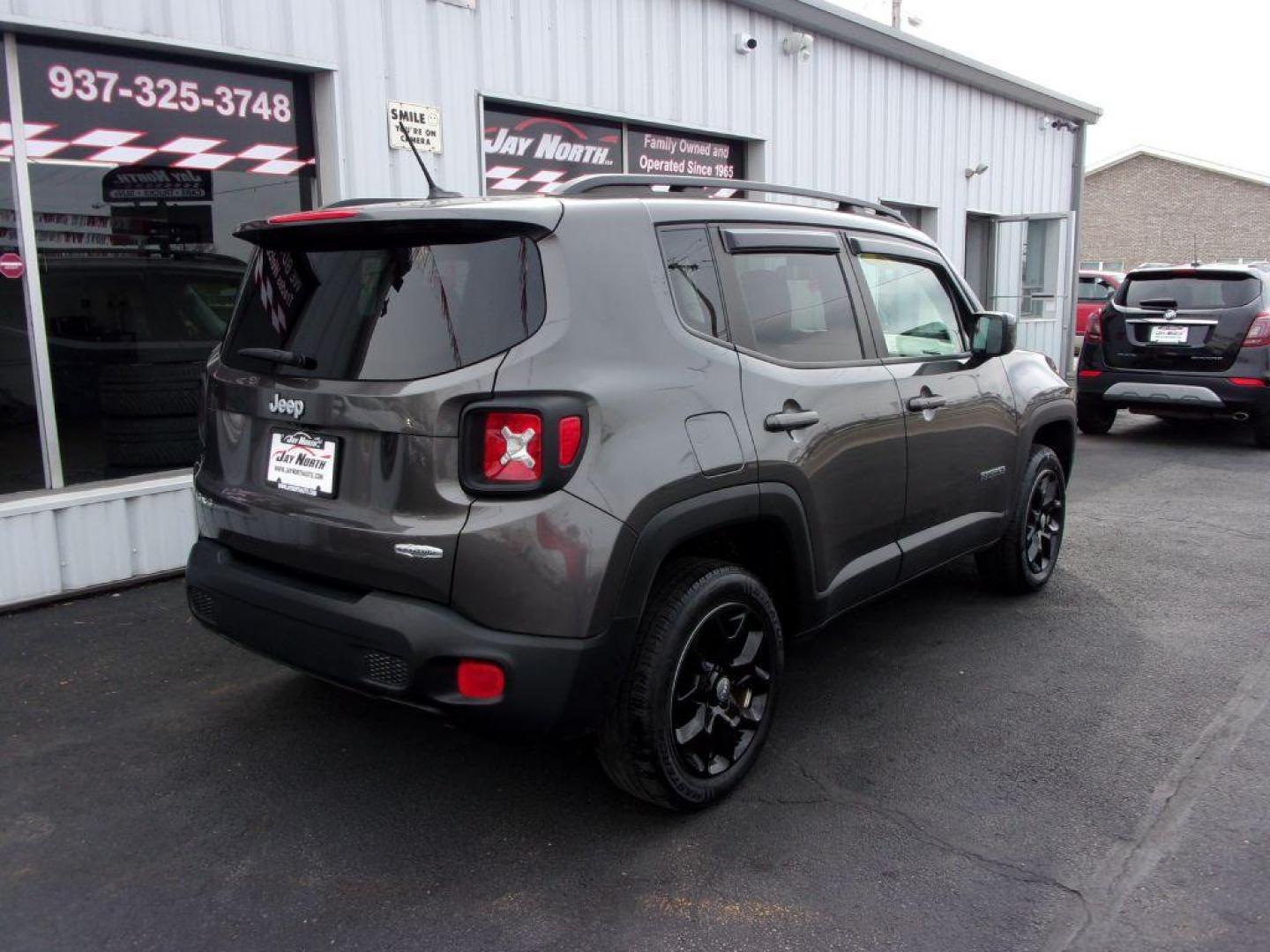 2016 GRAY JEEP RENEGADE LATITUDE (ZACCJBBTXGP) with an 2.4L engine, Automatic transmission, located at 501 E. Columbia St., Springfield, OH, 45503, (800) 262-7122, 39.925262, -83.801796 - Photo#3