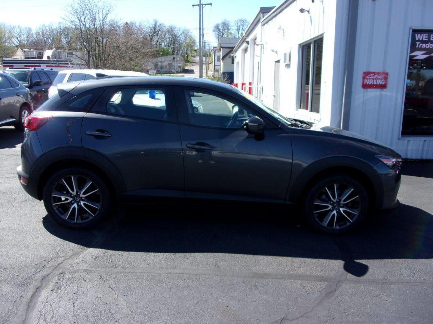 2017 GRAY MAZDA CX-3 TOURING (JM1DKFC73H0) with an 2.0L engine, Automatic transmission, located at 501 E. Columbia St., Springfield, OH, 45503, (800) 262-7122, 39.925262, -83.801796 - Photo#0