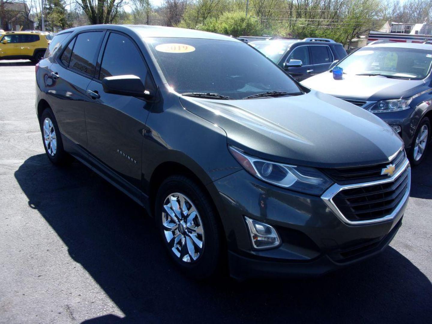 2019 GRAY CHEVROLET EQUINOX LS (3GNAXHEVXKS) with an 1.5L engine, Automatic transmission, located at 501 E. Columbia St., Springfield, OH, 45503, (800) 262-7122, 39.925262, -83.801796 - Photo#1