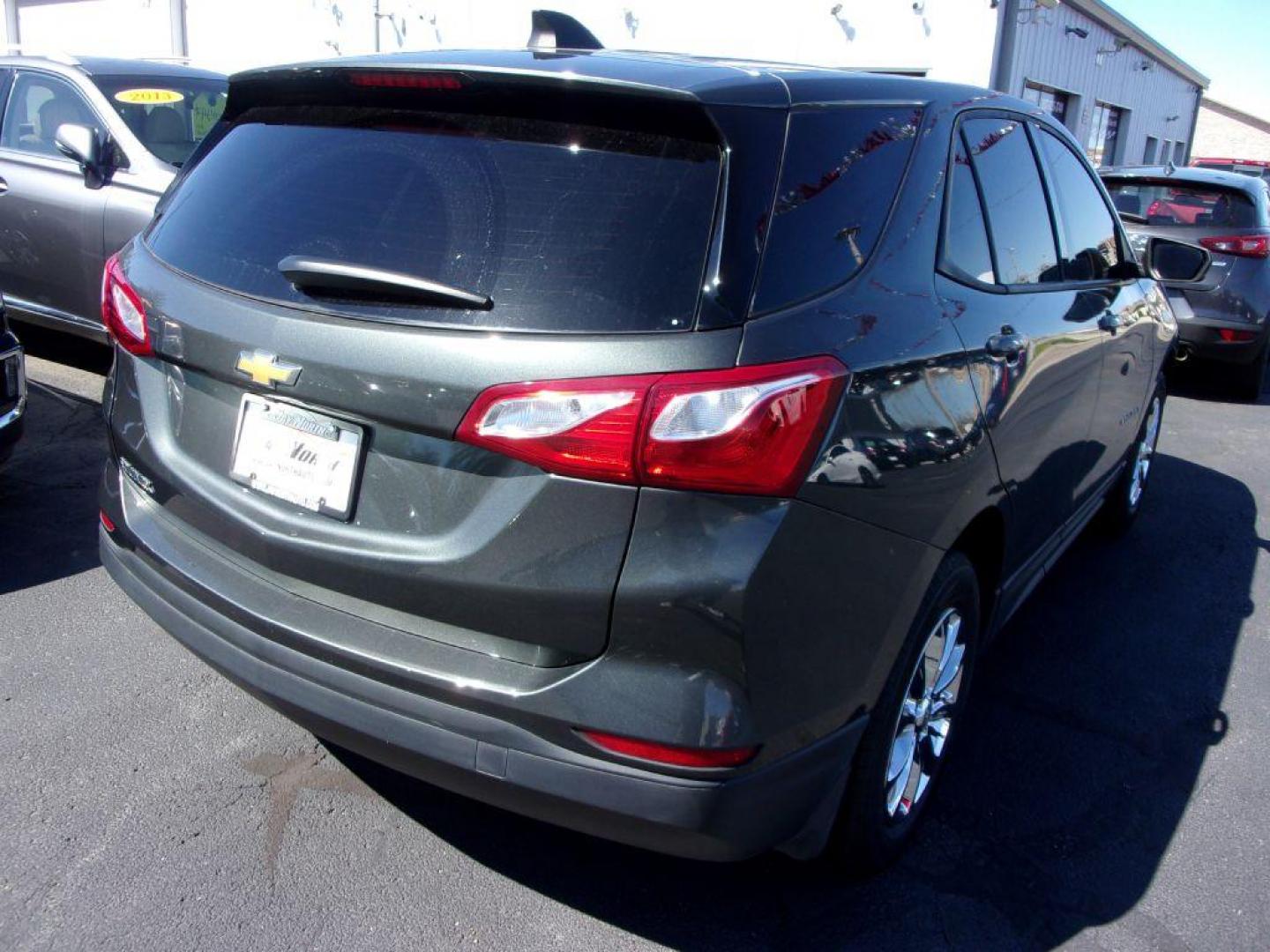 2019 GRAY CHEVROLET EQUINOX LS (3GNAXHEVXKS) with an 1.5L engine, Automatic transmission, located at 501 E. Columbia St., Springfield, OH, 45503, (800) 262-7122, 39.925262, -83.801796 - Photo#6